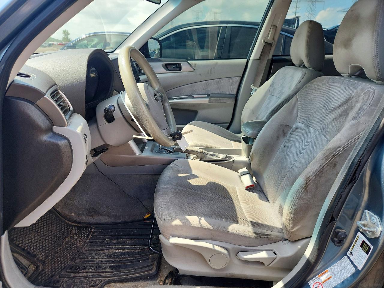 2010 Subaru Forester 2.5x Gray vin: JF2SH6AC6AH753291