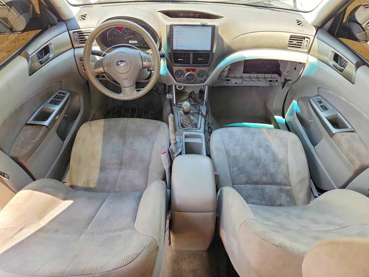2010 Subaru Forester 2.5x White vin: JF2SH6AC8AG713722