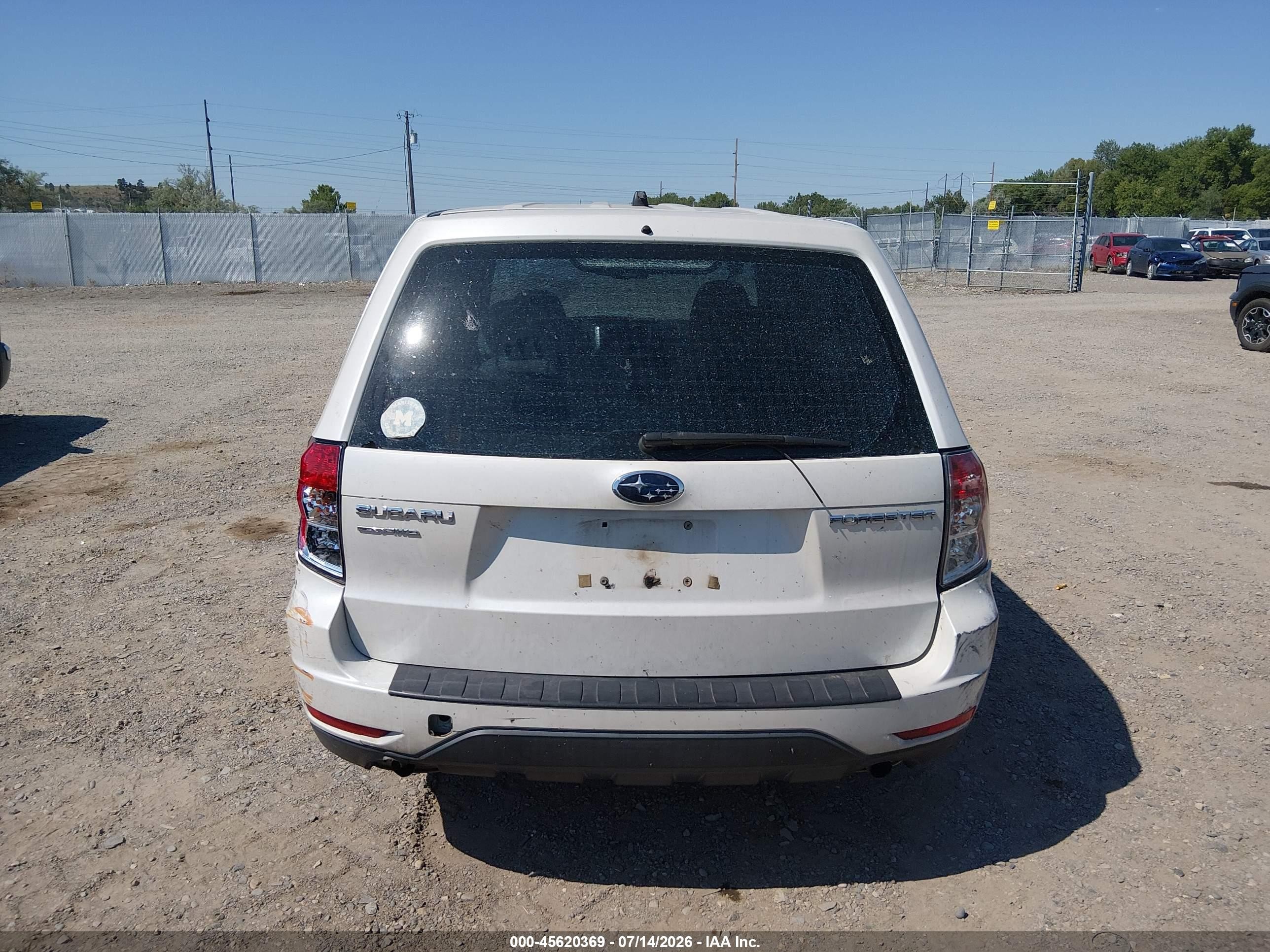 2010 Subaru Forester 2.5x Белый vin: JF2SH6AC8AH738145