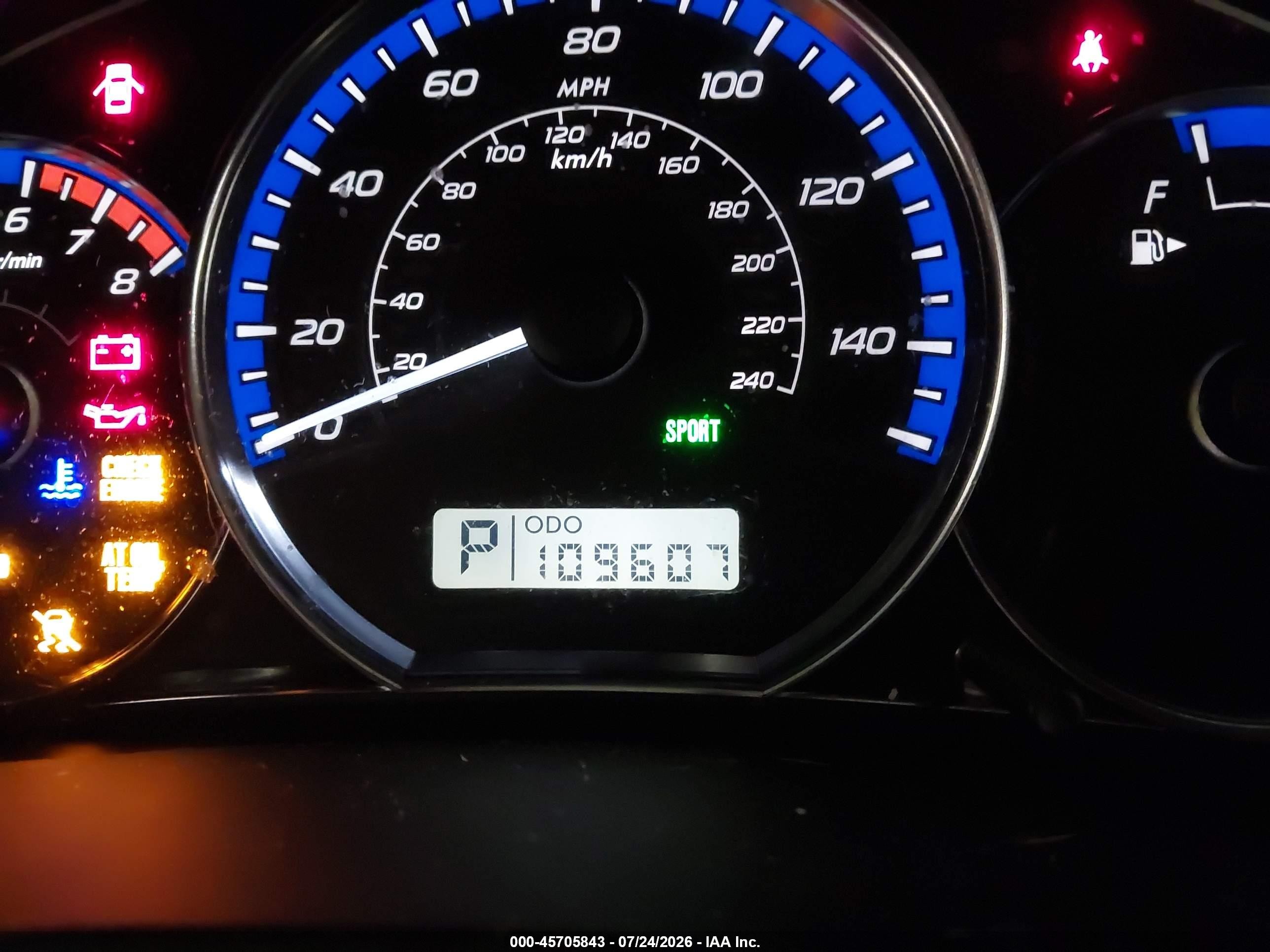 2010 Subaru Forester 2.5x Silver vin: JF2SH6AC9AH700018