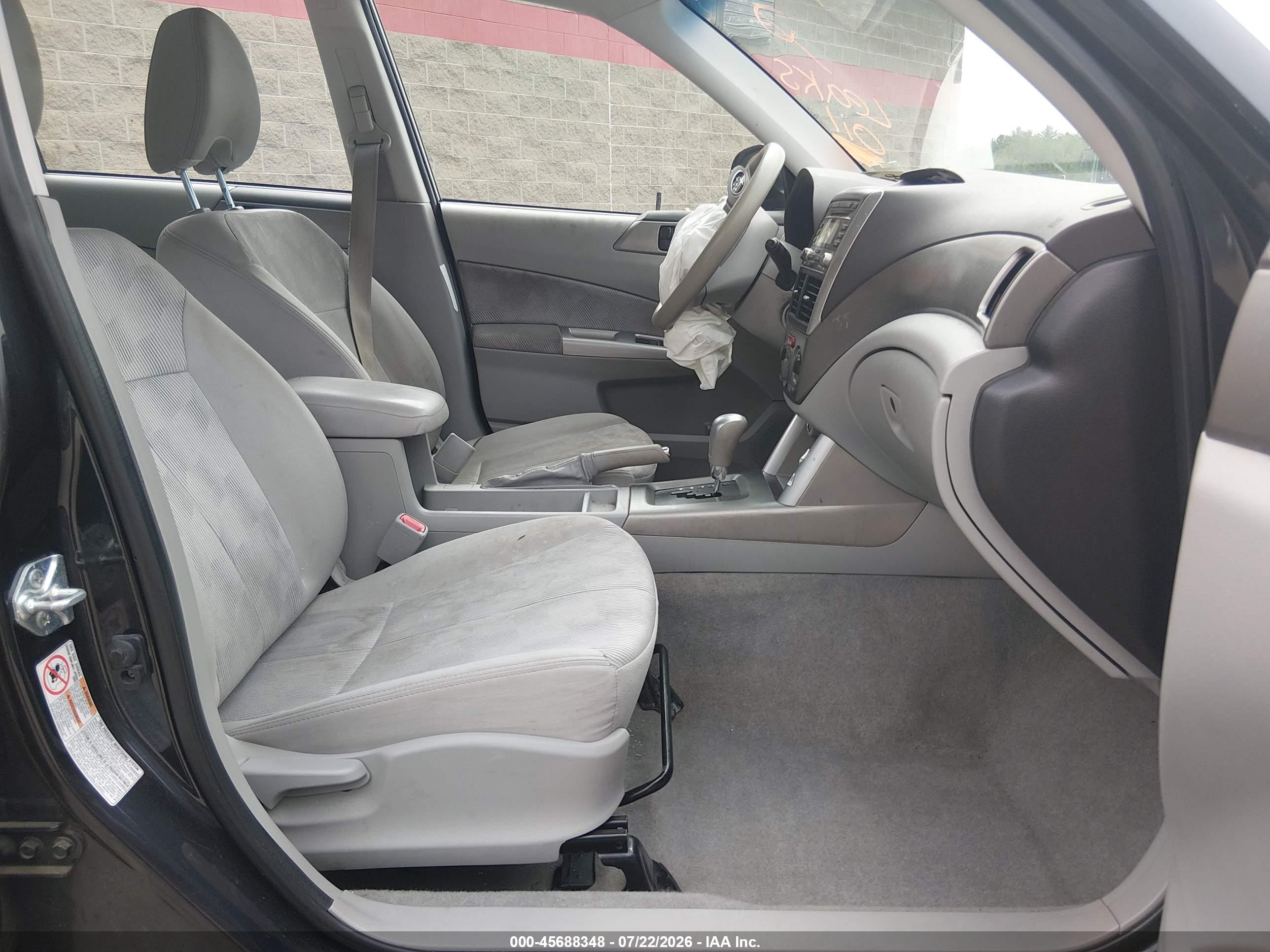 2010 Subaru Forester 2.5x Black vin: JF2SH6AC9AH703176