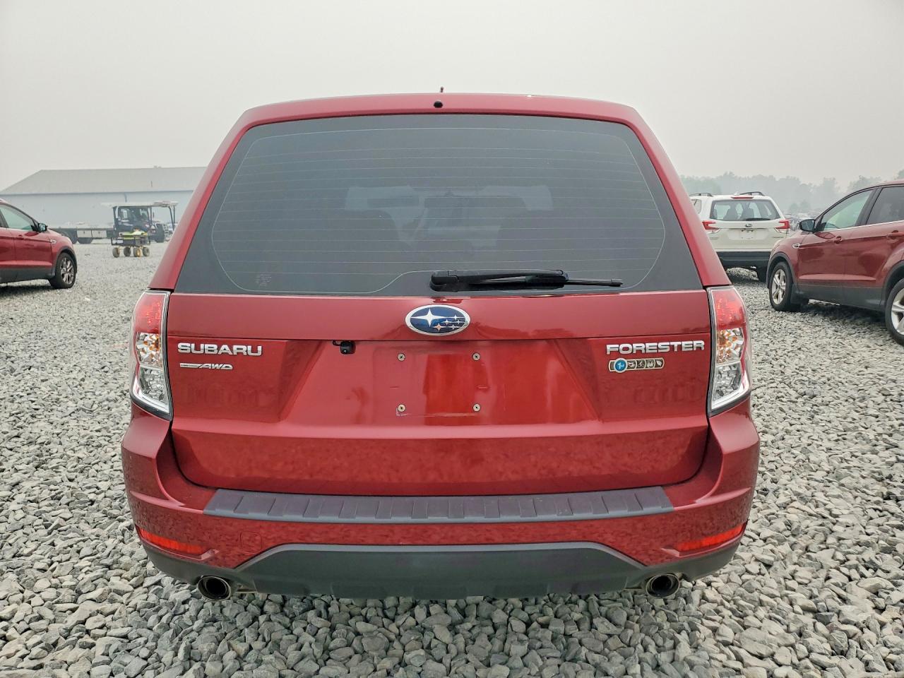 2010 Subaru Forester 2.5x Maroon vin: JF2SH6AC9AH743421