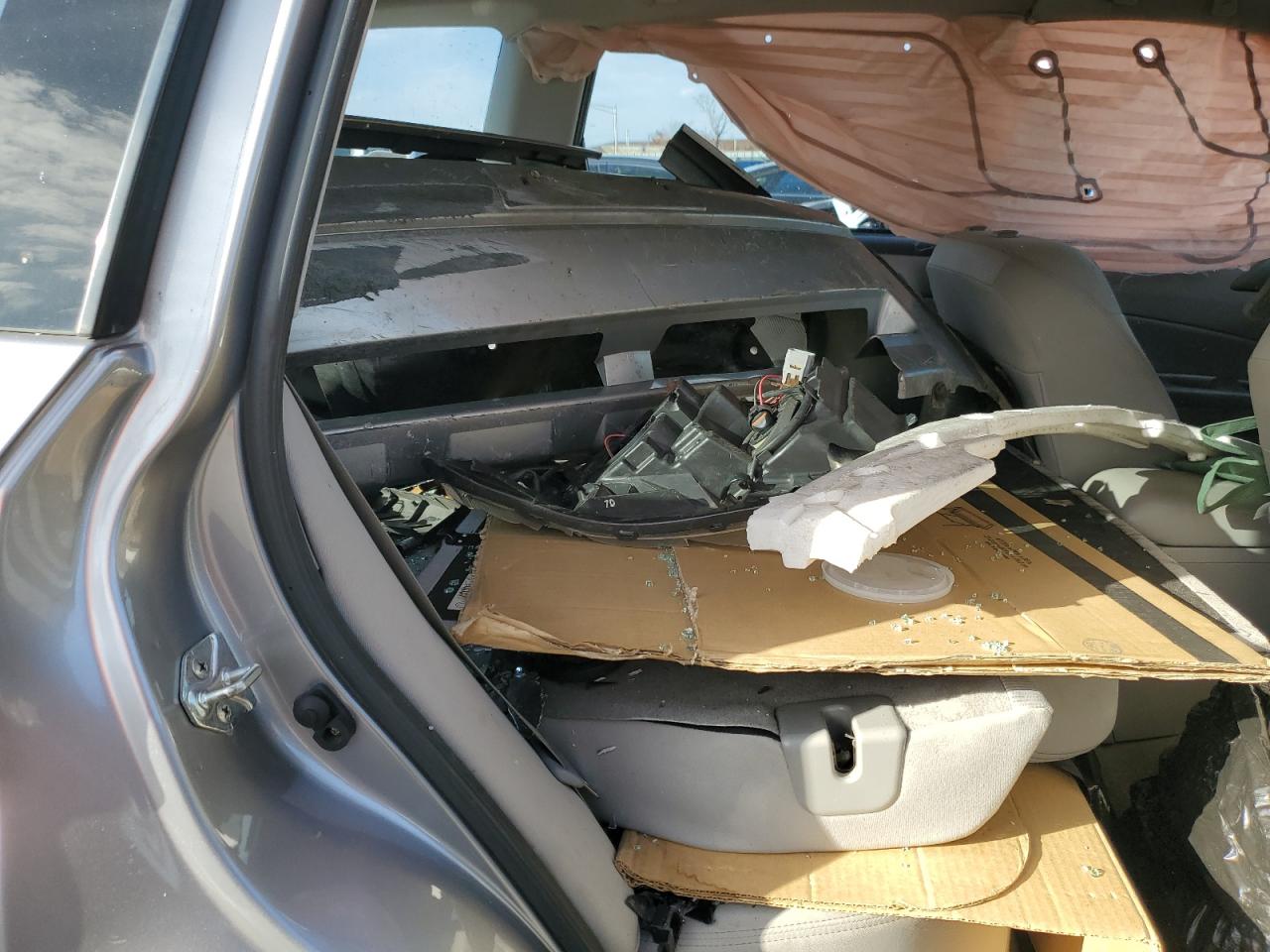 2010 Subaru Forester 2.5x Silver vin: JF2SH6AC9AH745797