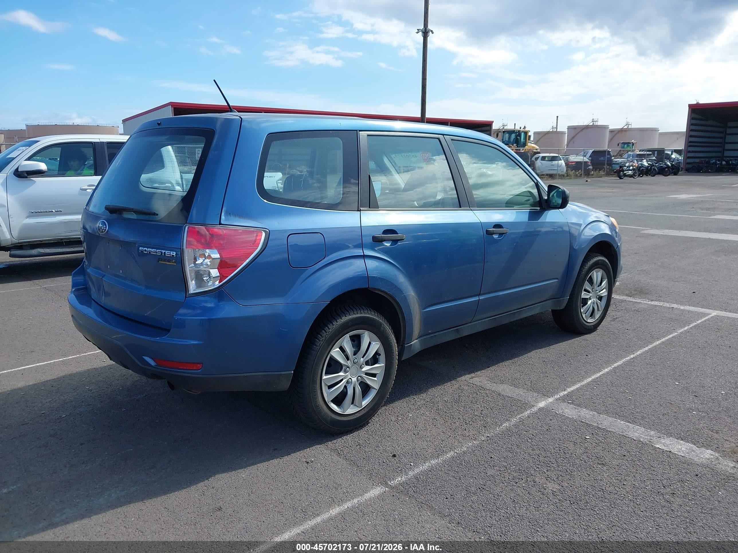 2010 Subaru Forester 2.5x Blue vin: JF2SH6ACXAG721756
