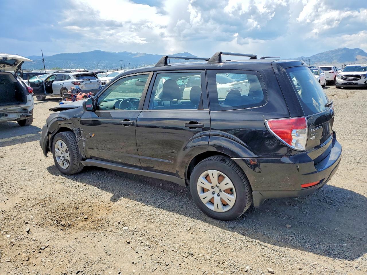 2010 Subaru Forester 2.5x Black vin: JF2SH6ACXAH743010