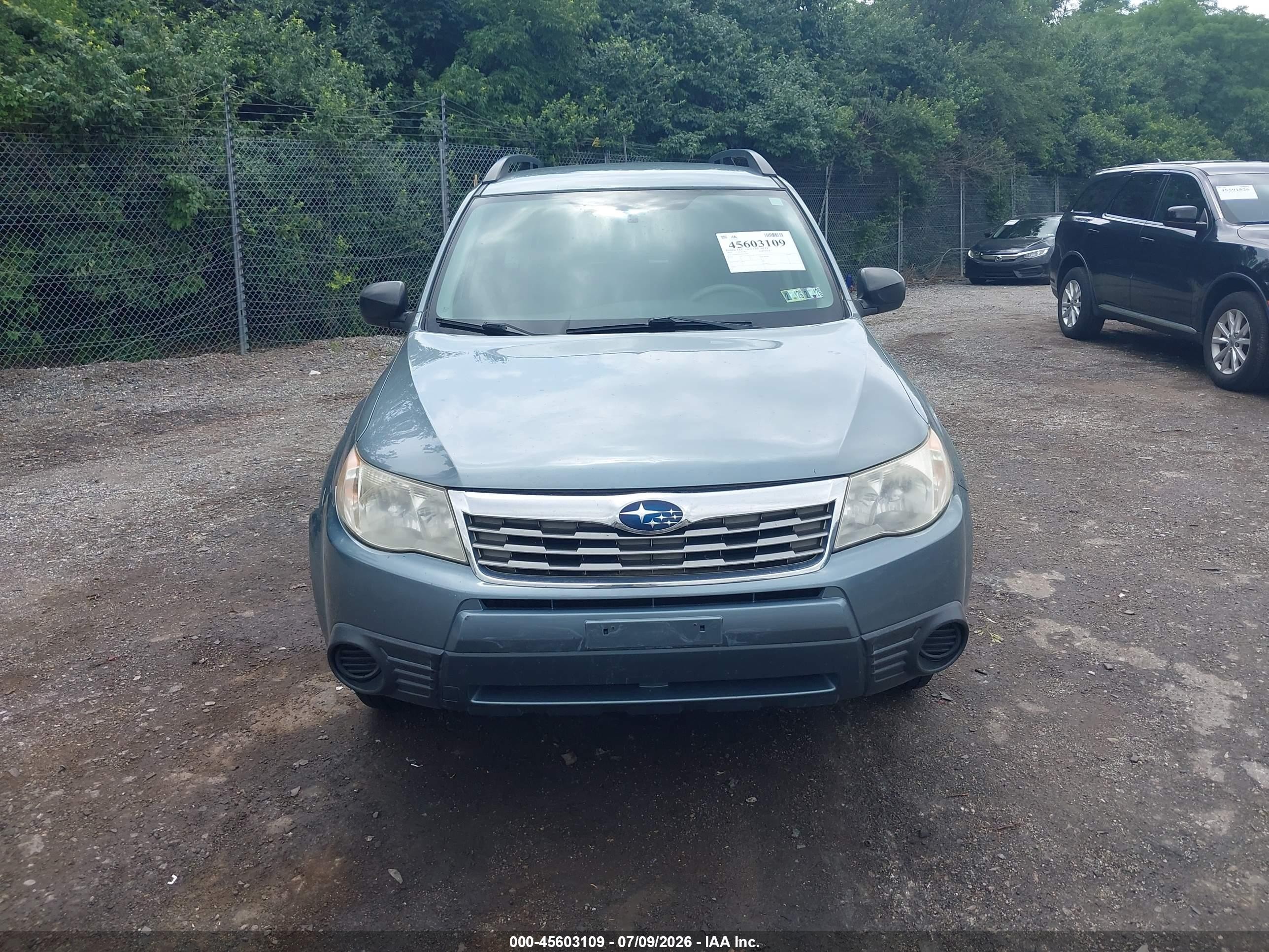 2010 Subaru Forester 2.5x Light Blue vin: JF2SH6BC0AH774359
