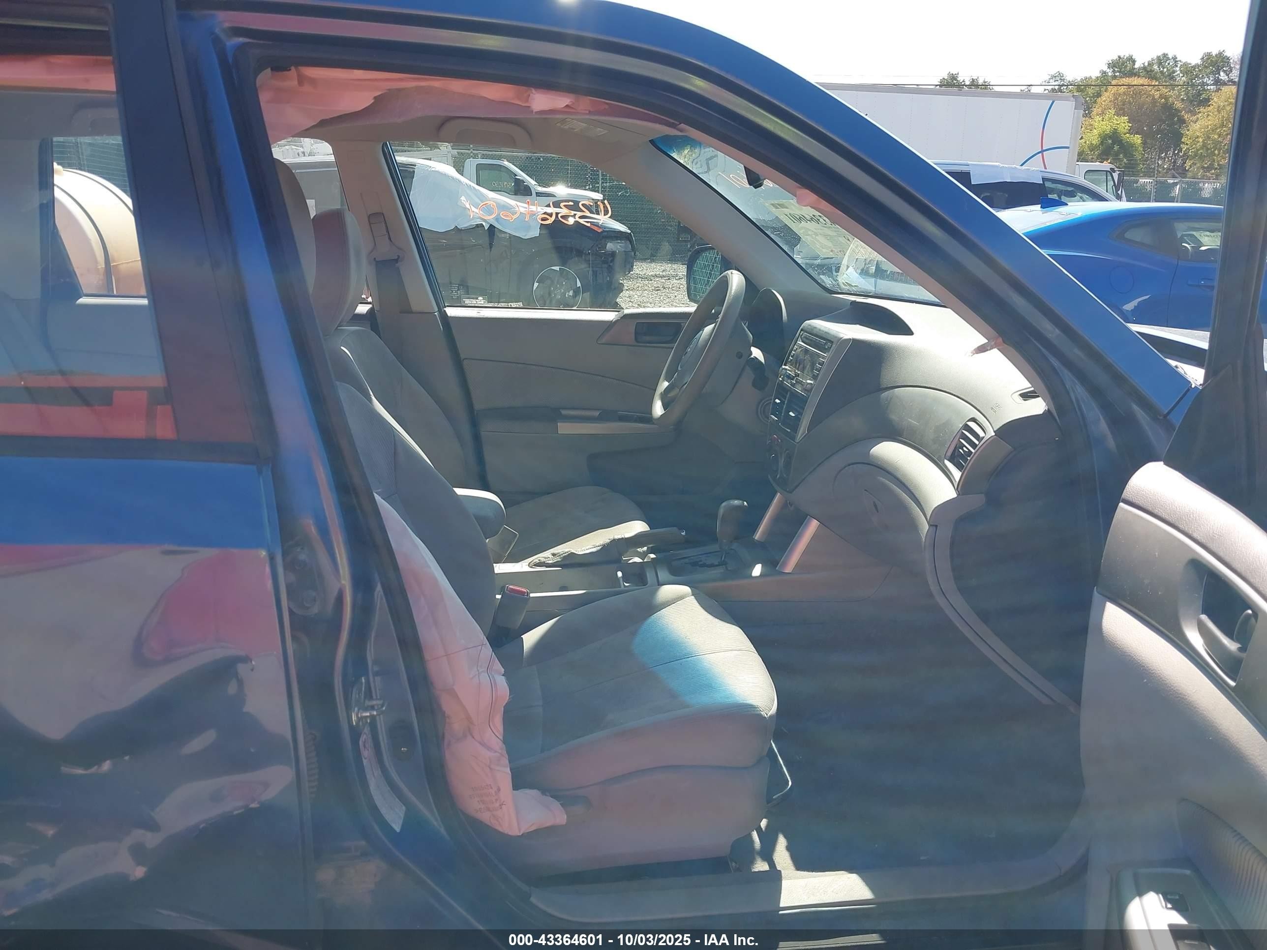 2010 Subaru Forester 2.5x Blue vin: JF2SH6BC1AH783328