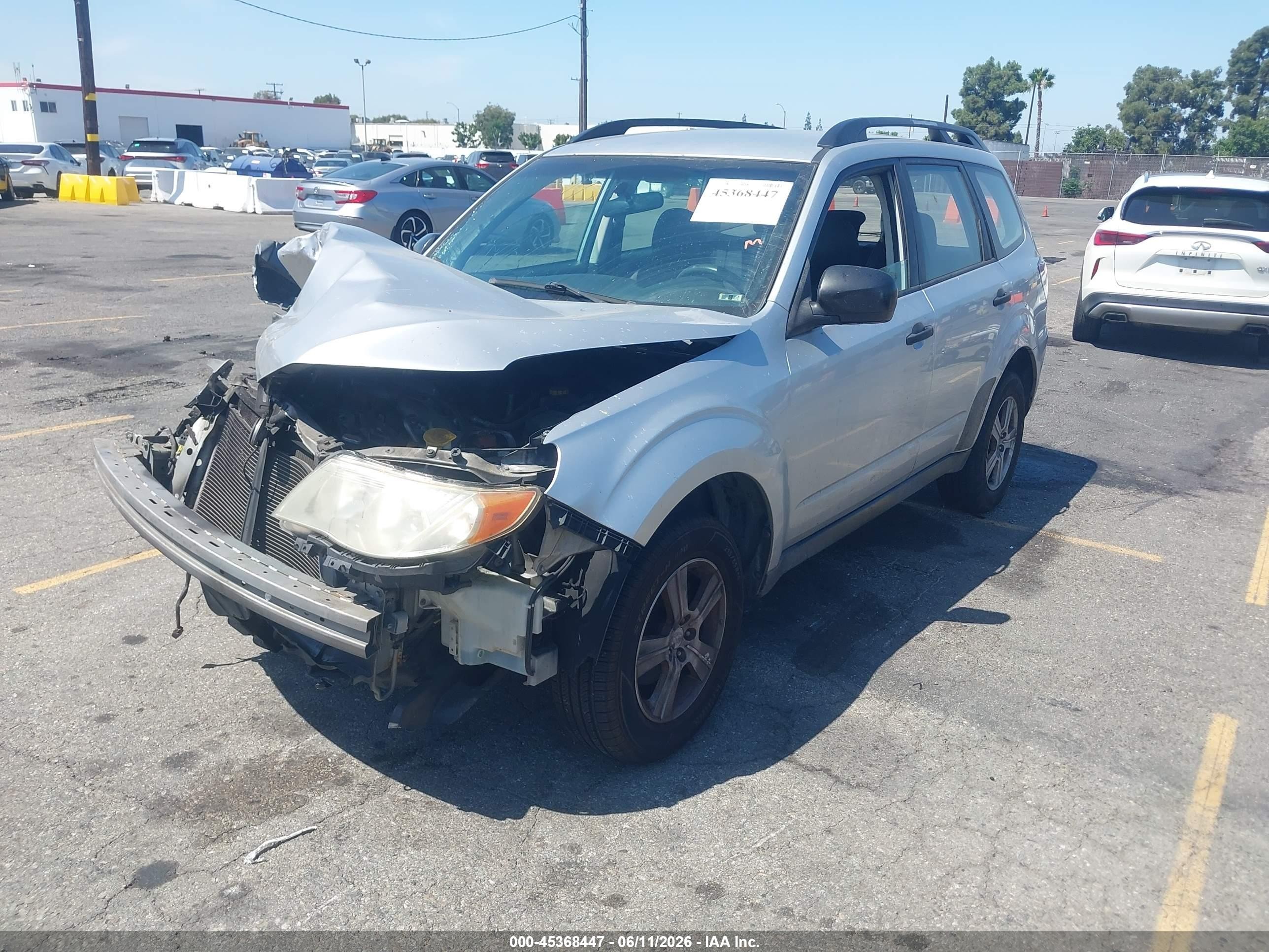 2010 Subaru Forester 2.5x Silver vin: JF2SH6BC1AH906707