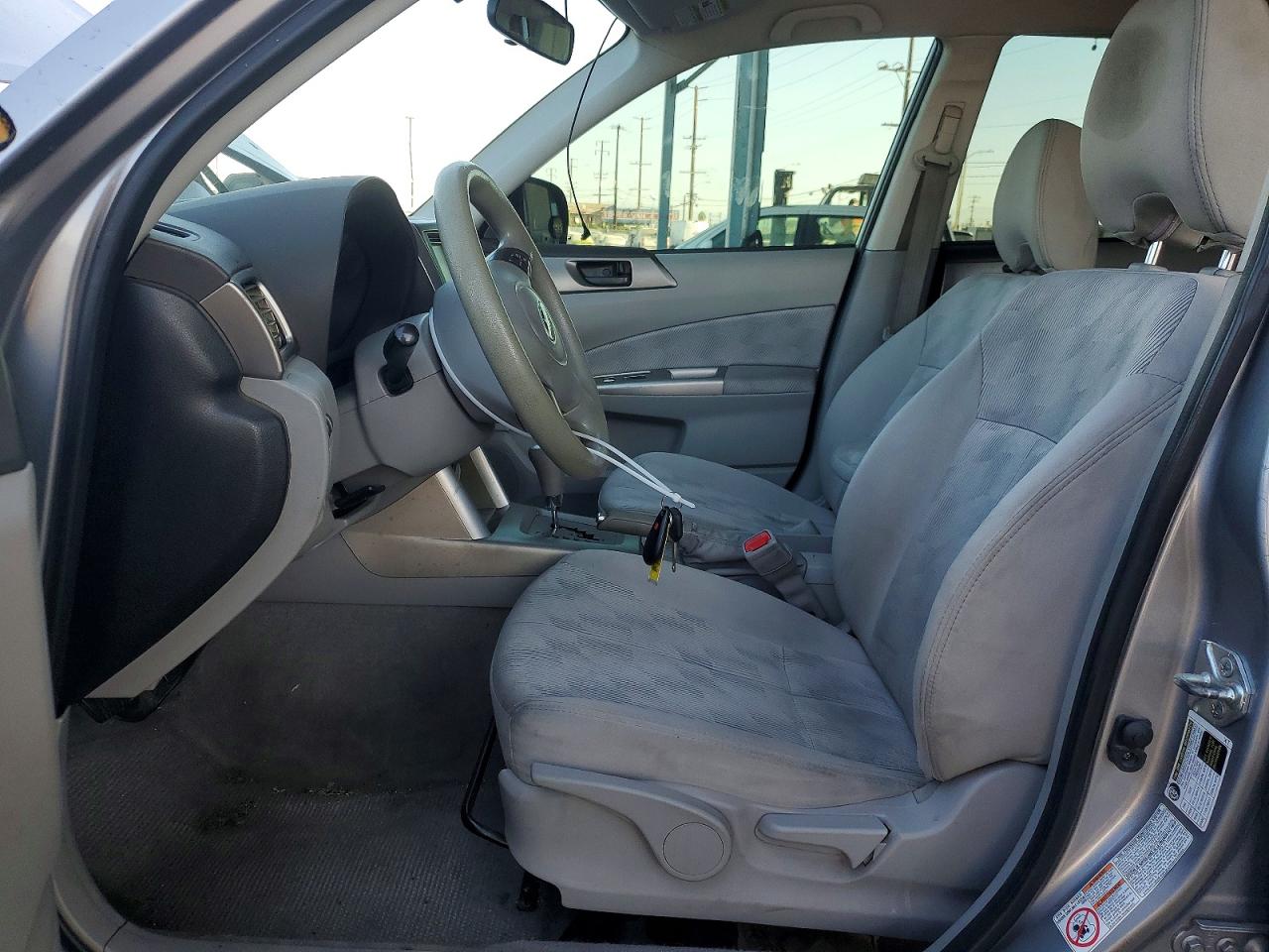 2010 Subaru Forester Xs Silver vin: JF2SH6BC2AH773567