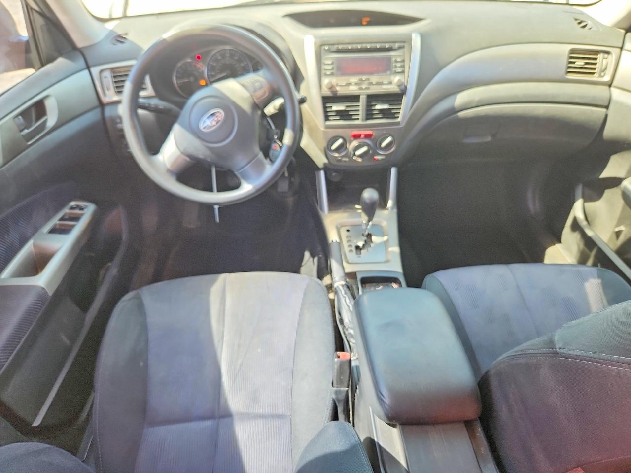 2010 Subaru Forester Xs Silver vin: JF2SH6BC2AH792538