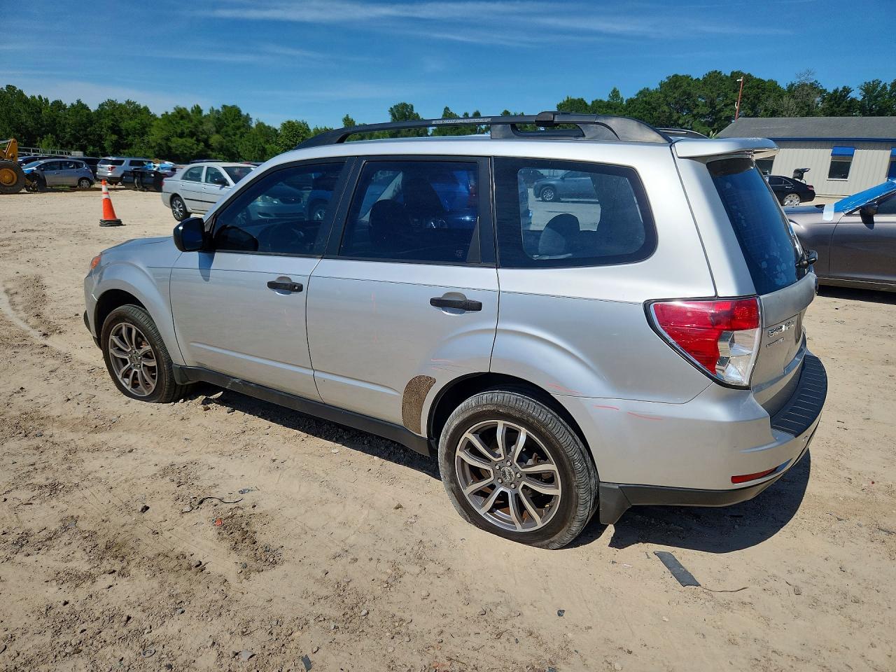 2010 Subaru Forester Xs Silver vin: JF2SH6BC2AH792538