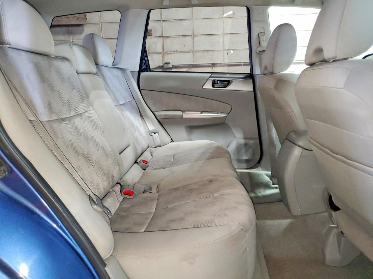 2010 Subaru Forester Xs Blue vin: JF2SH6BC2AH796895