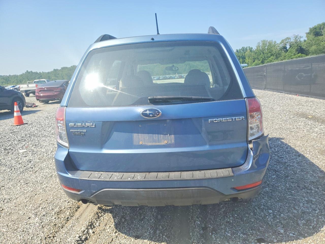 2010 Subaru Forester Xs Blue vin: JF2SH6BC2AH799232