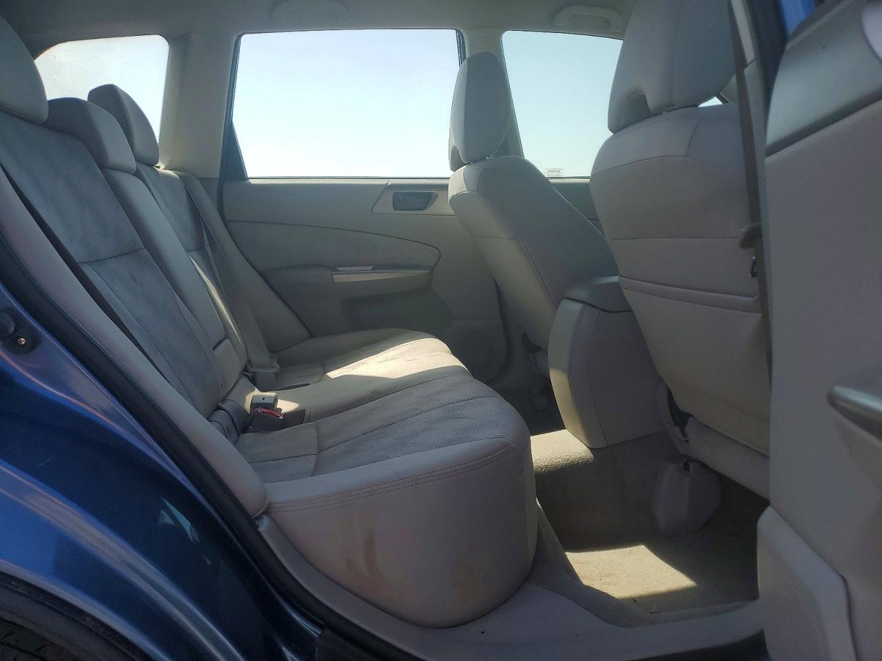 2010 Subaru Forester Xs Blue vin: JF2SH6BC2AH799232