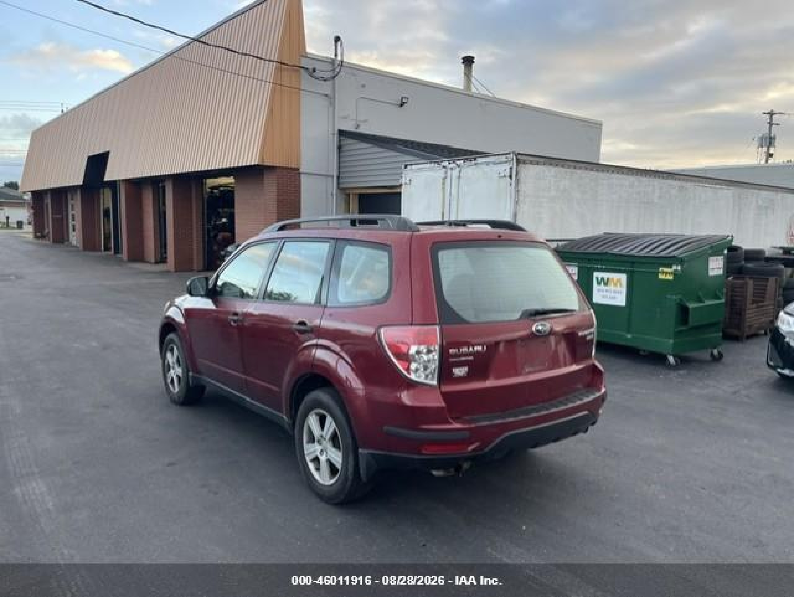 2010 Subaru Forester 2.5x Maroon vin: JF2SH6BC2AH902486