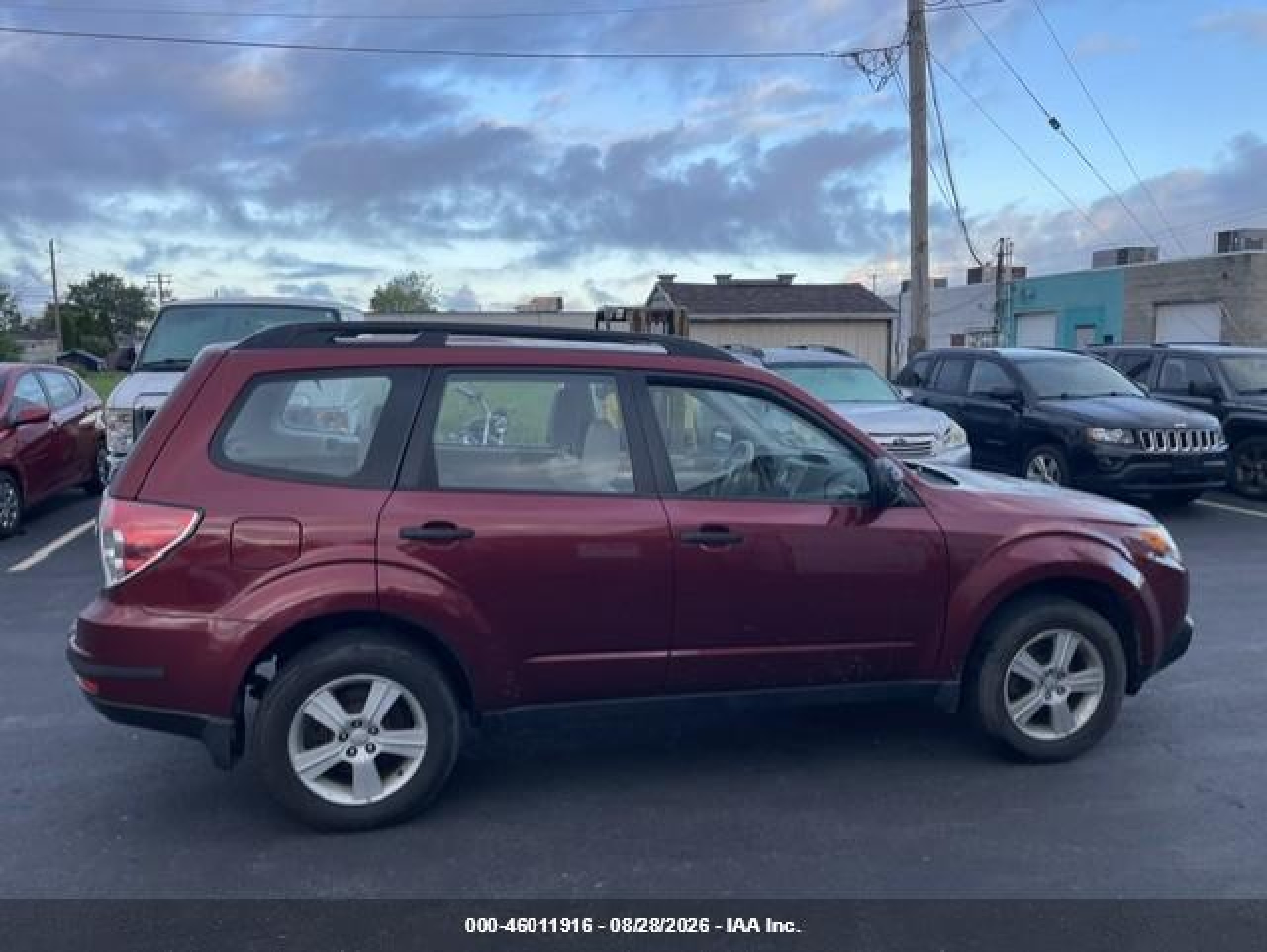2010 Subaru Forester 2.5x Maroon vin: JF2SH6BC2AH902486