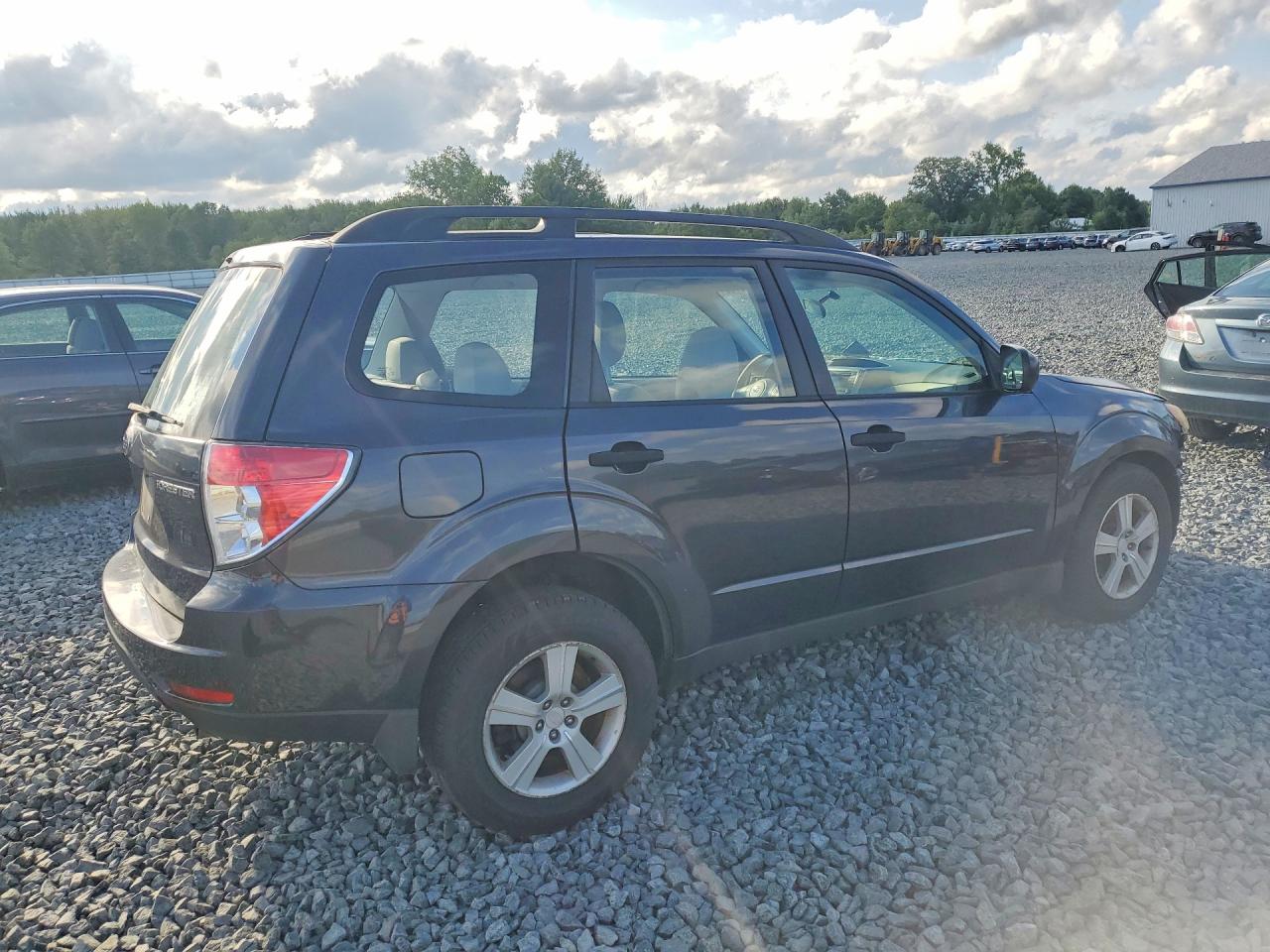 2010 Subaru Forester Xs Black vin: JF2SH6BC3AH763999