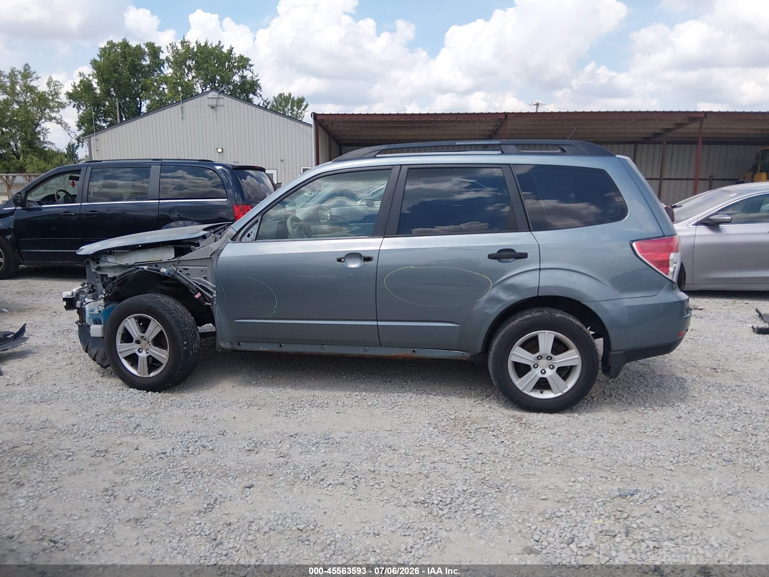 2010 Subaru Forester 2.5x Teal vin: JF2SH6BC3AH902108