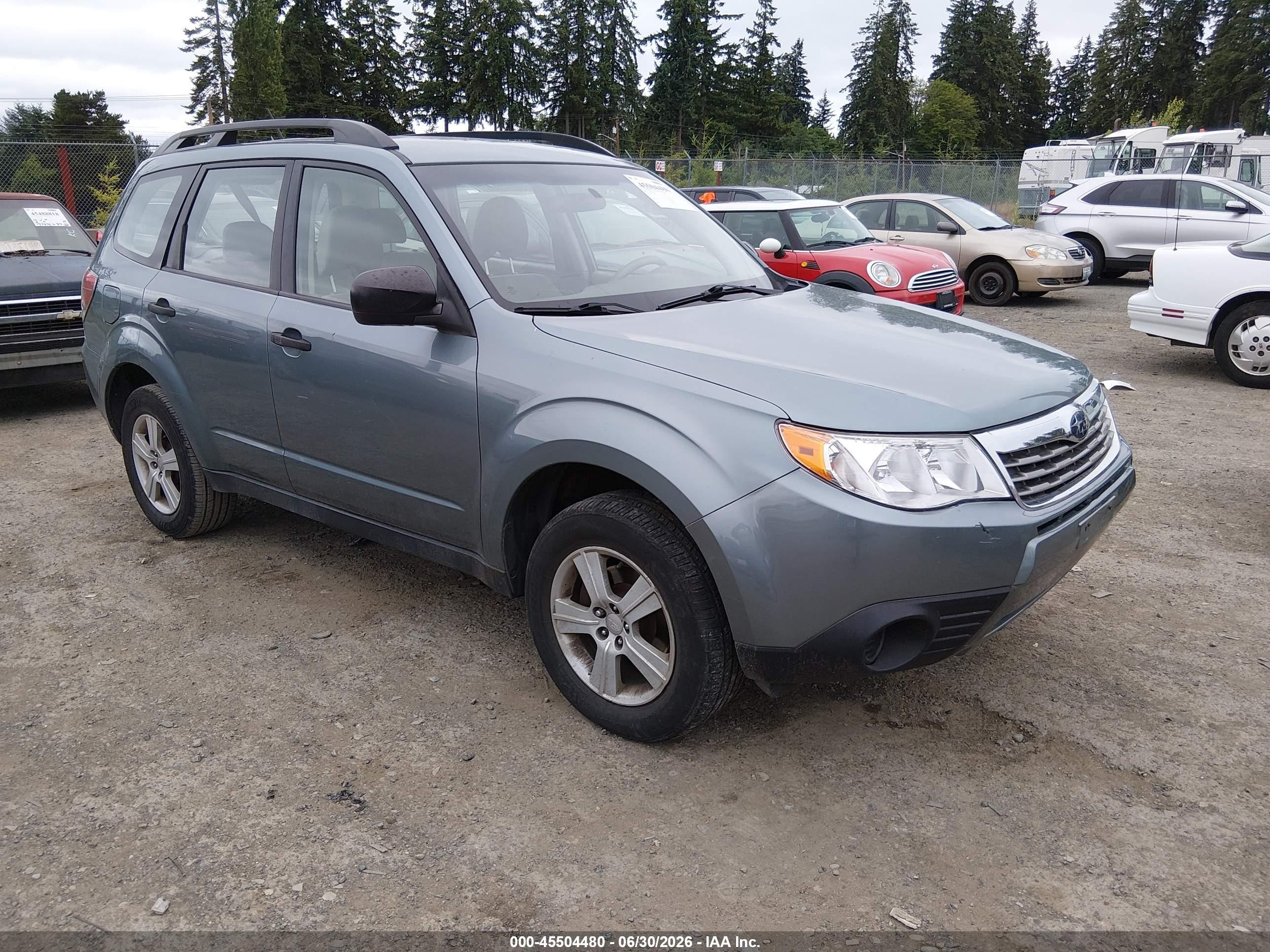 2010 Subaru Forester 2.5x Green vin: JF2SH6BC3AH904330