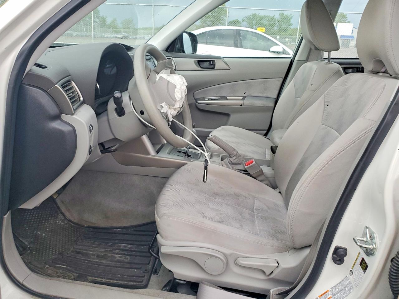 2010 Subaru Forester Xs White vin: JF2SH6BC5AH909562