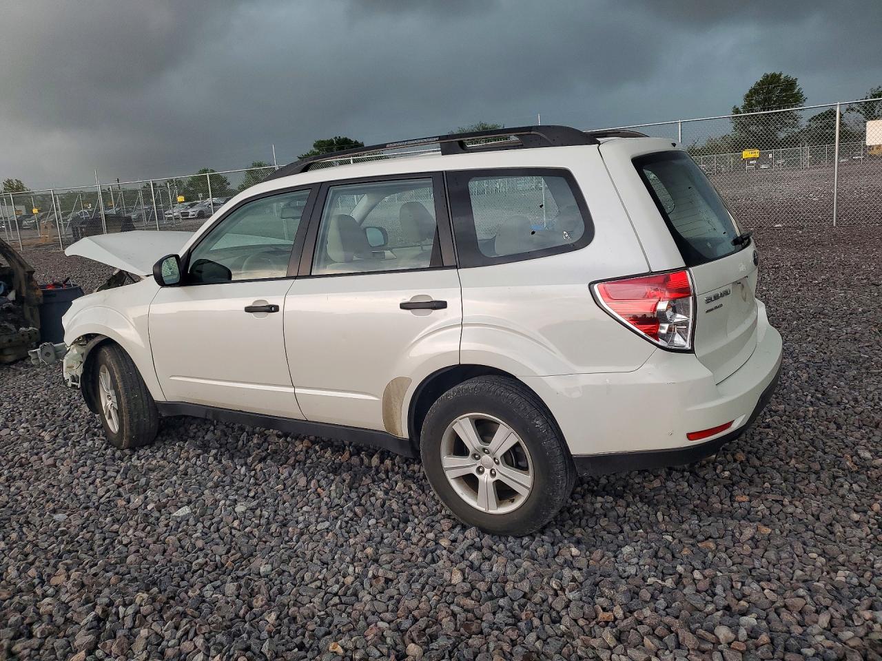 2010 Subaru Forester Xs White vin: JF2SH6BC5AH909562