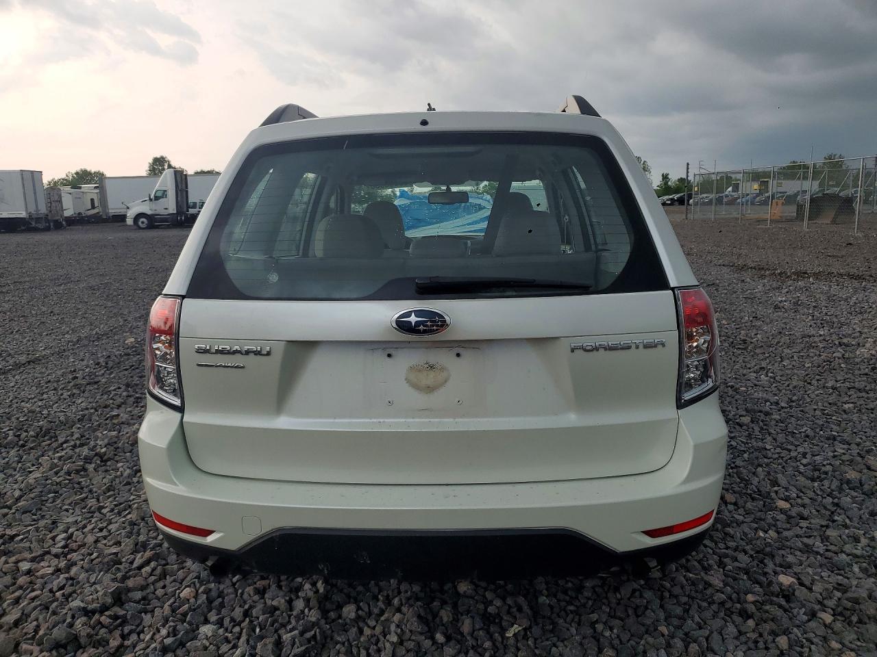 2010 Subaru Forester Xs White vin: JF2SH6BC5AH909562