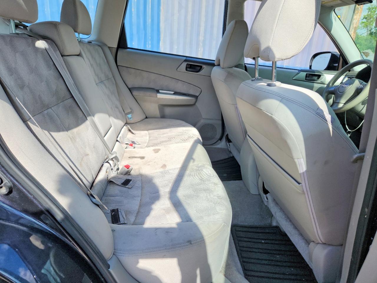 2010 Subaru Forester Xs Blue vin: JF2SH6BC6AH805100