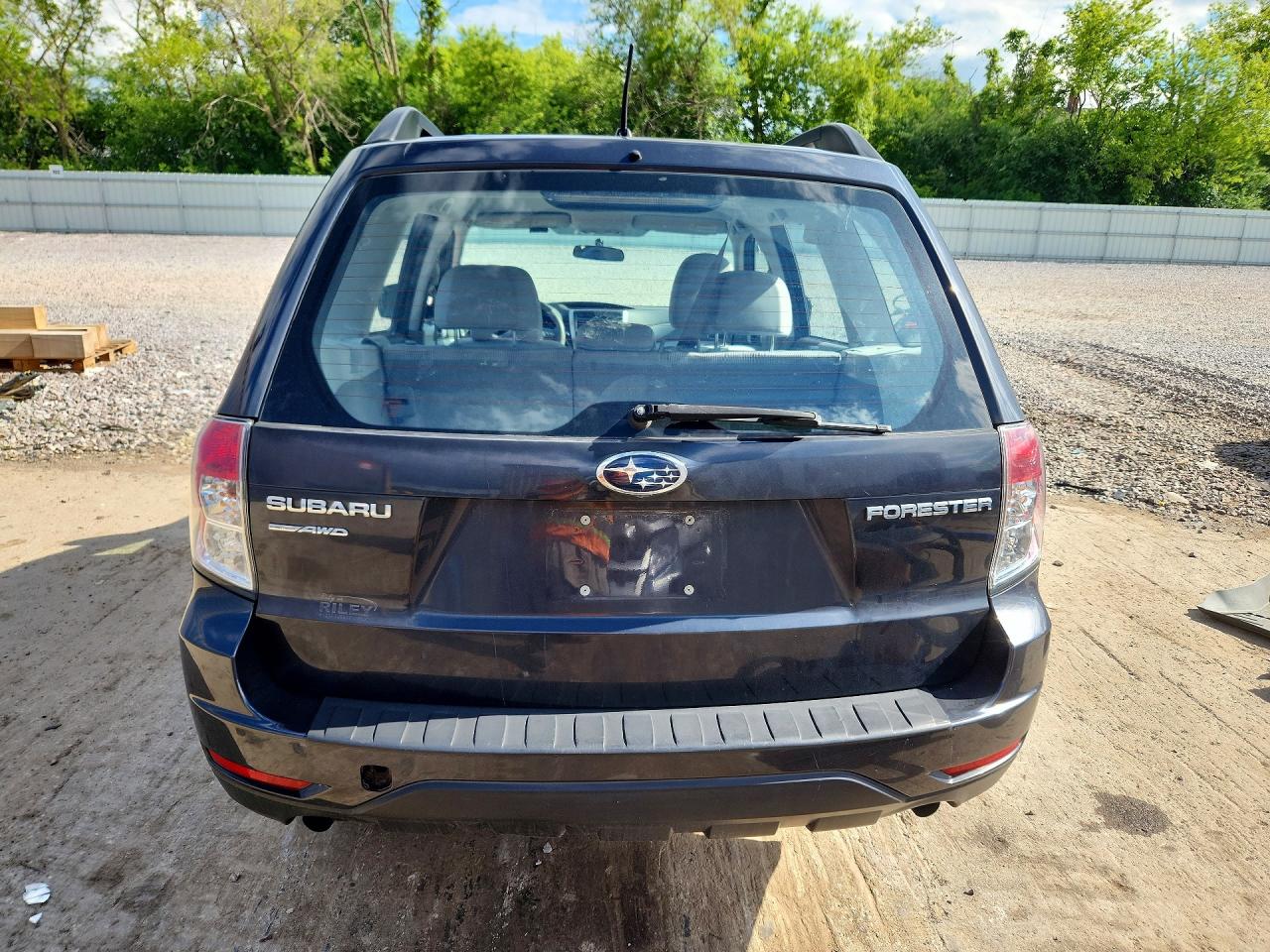 2010 Subaru Forester Xs Blue vin: JF2SH6BC6AH805100