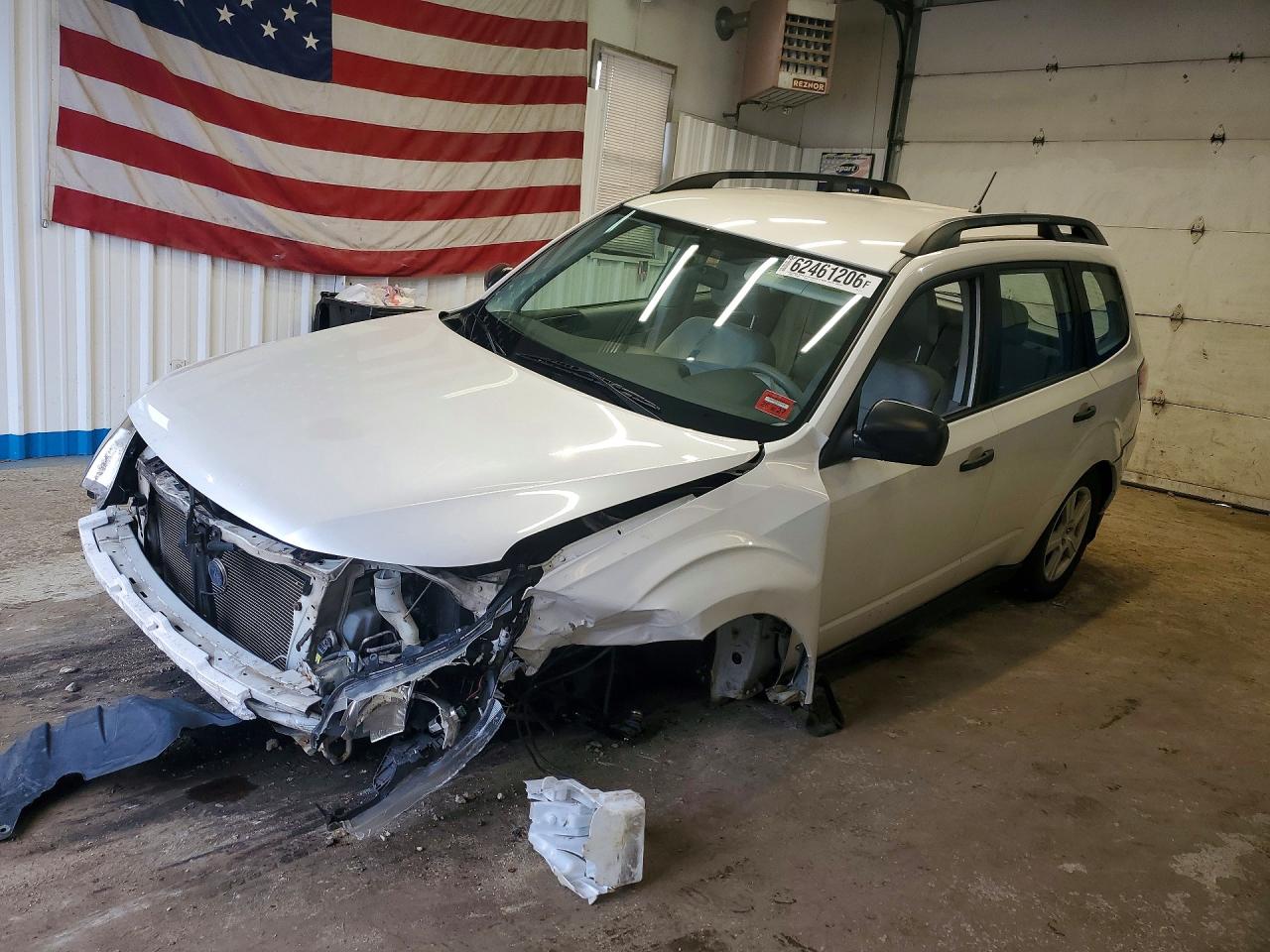 2010 Subaru Forester Xs White vin: JF2SH6BC6AH901485