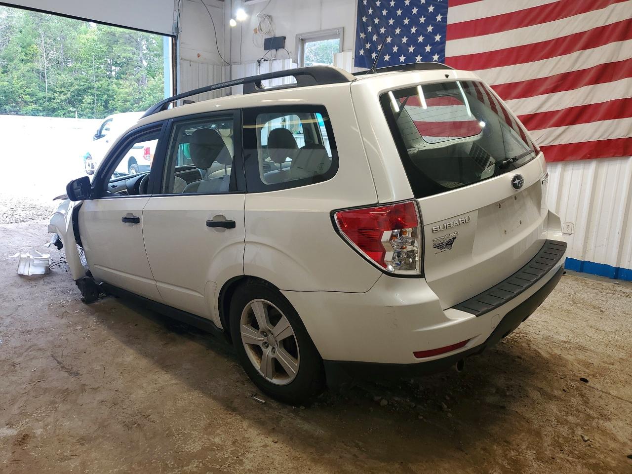 2010 Subaru Forester Xs White vin: JF2SH6BC6AH901485