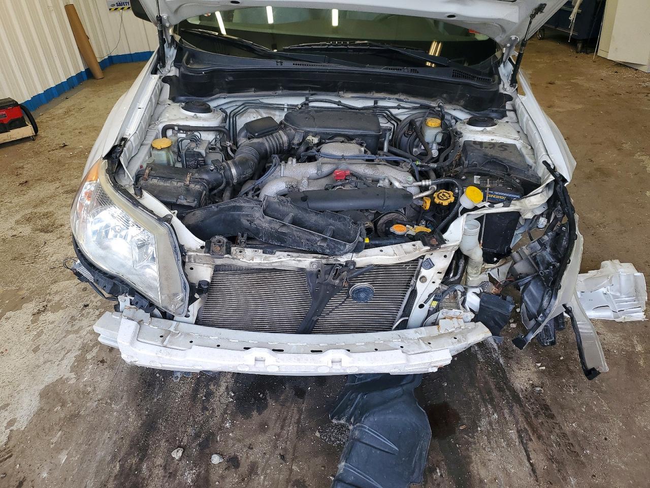 2010 Subaru Forester Xs White vin: JF2SH6BC6AH901485
