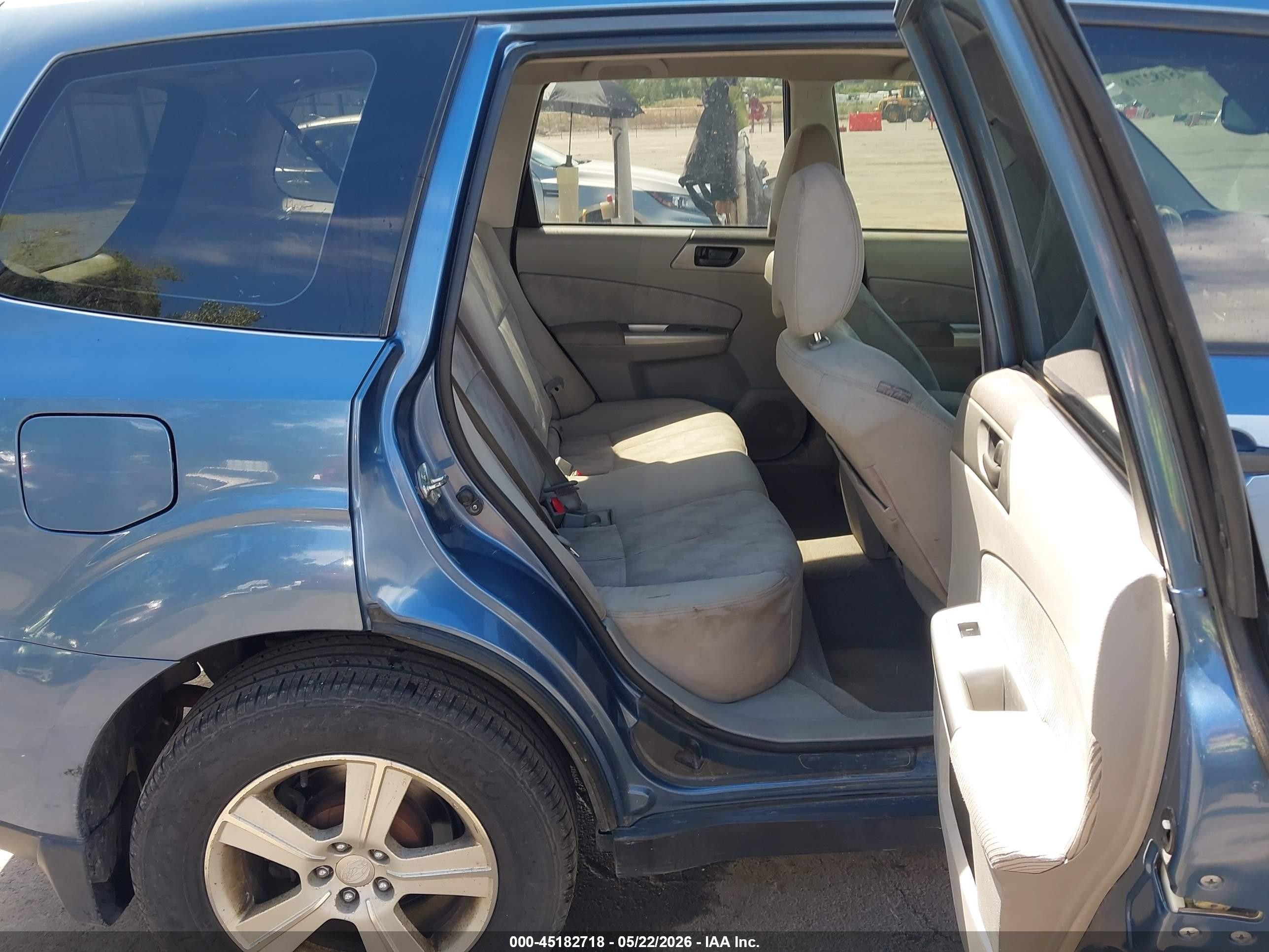2010 Subaru Forester 2.5x Blue vin: JF2SH6BC6AH912566