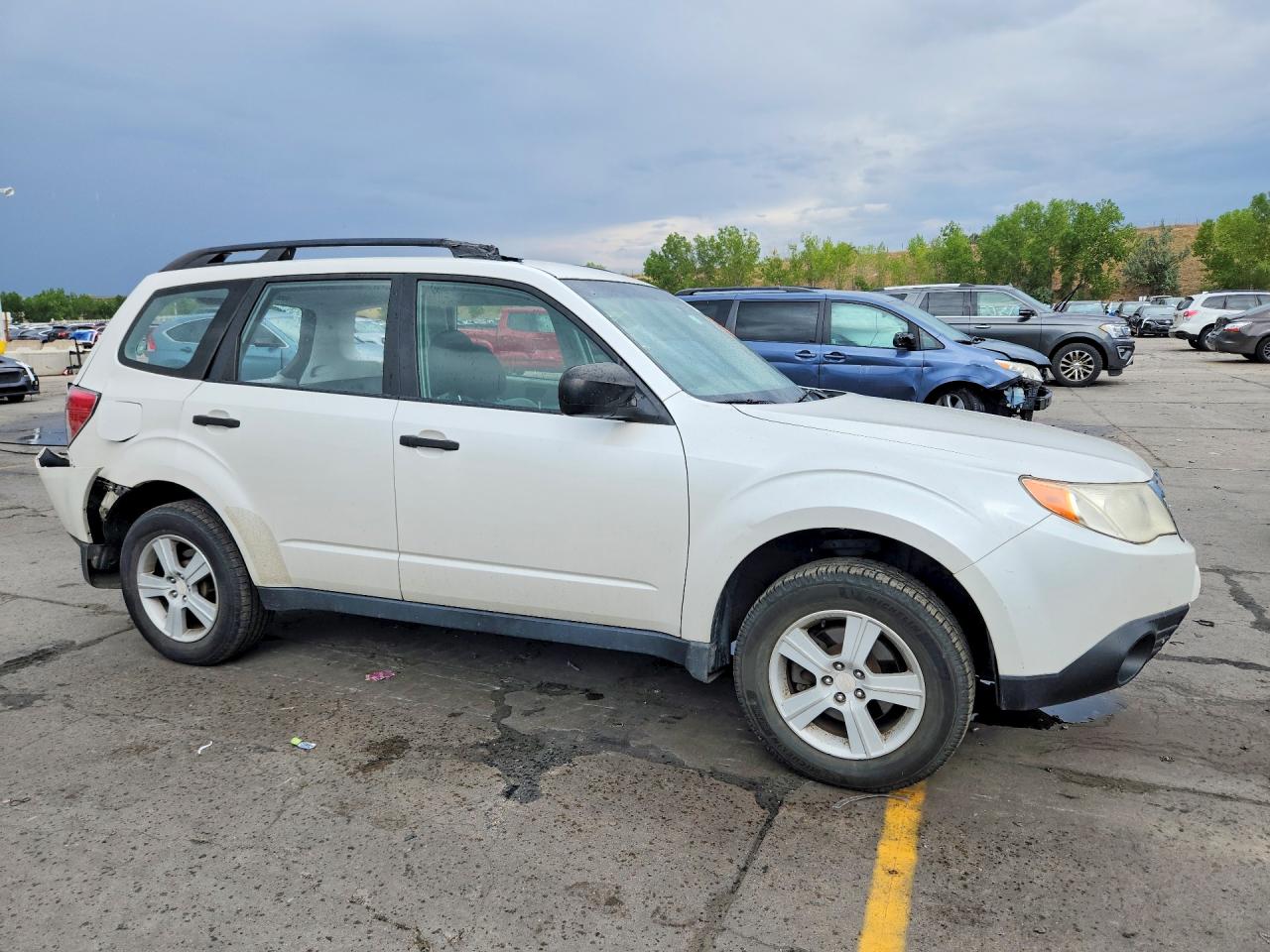 2010 Subaru Forester Xs White vin: JF2SH6BC7AH914438
