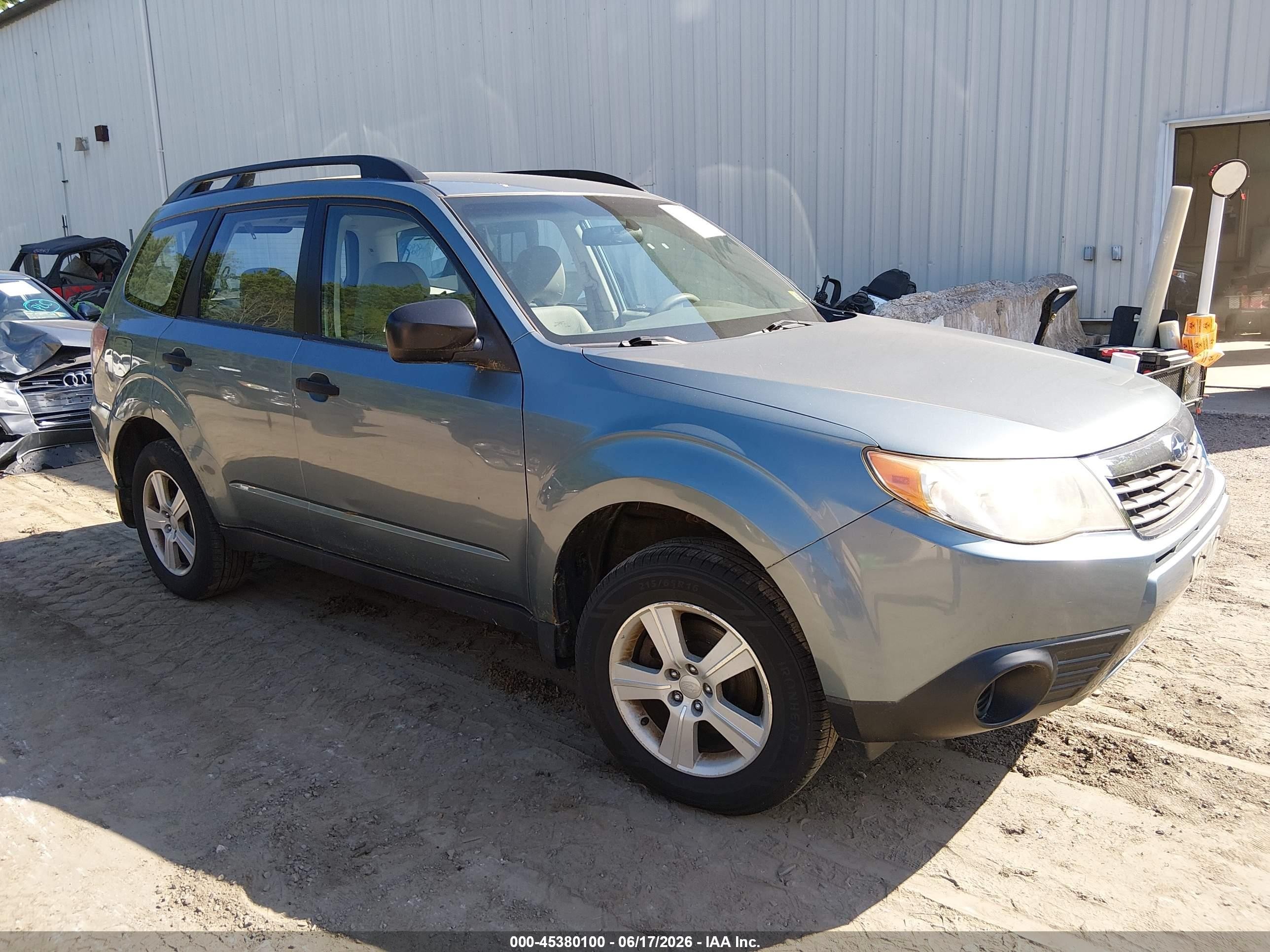 2010 Subaru Forester 2.5x Green vin: JF2SH6BC8AH788641