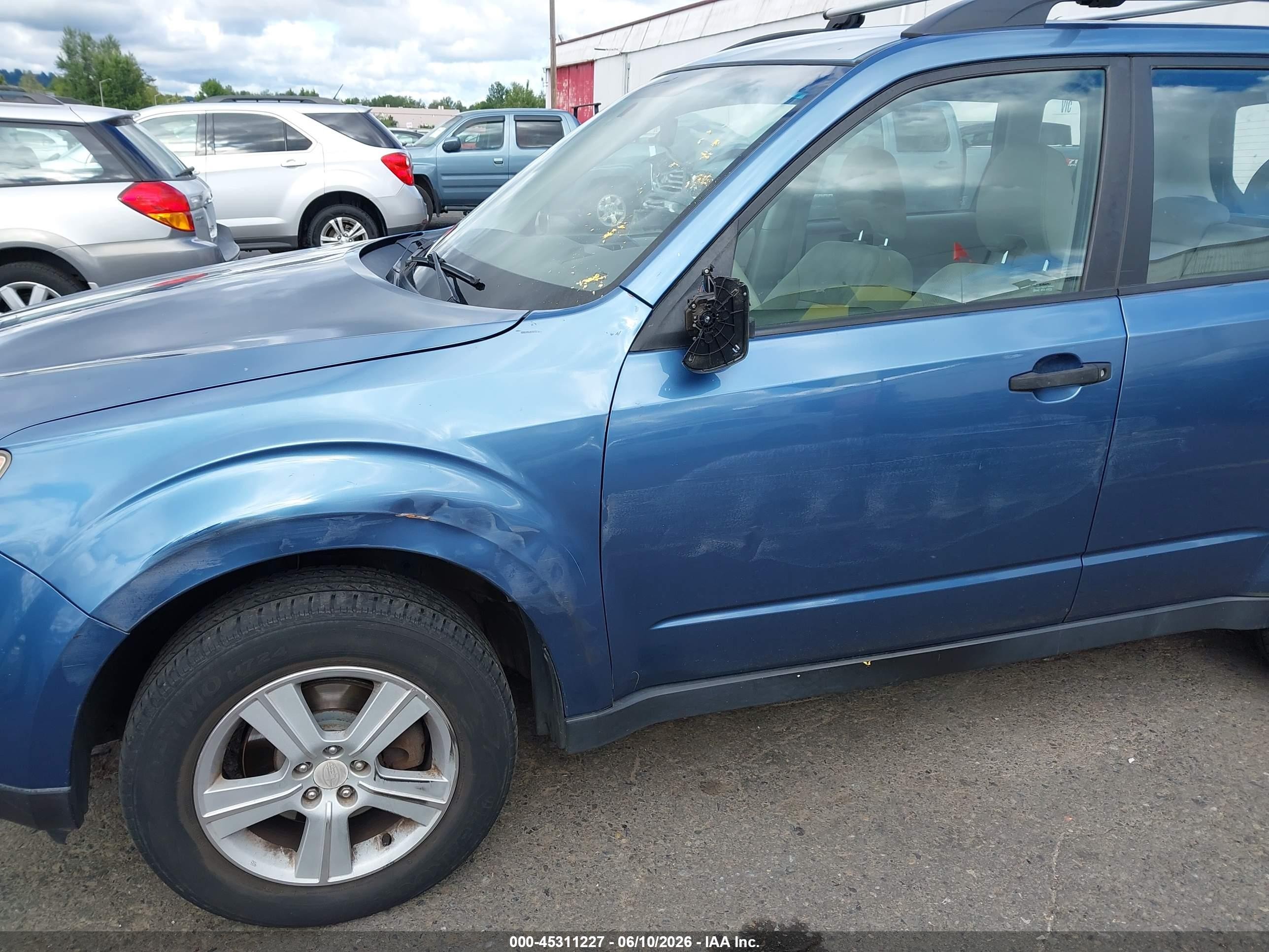 2010 Subaru Forester 2.5x Blue vin: JF2SH6BC9AG767478