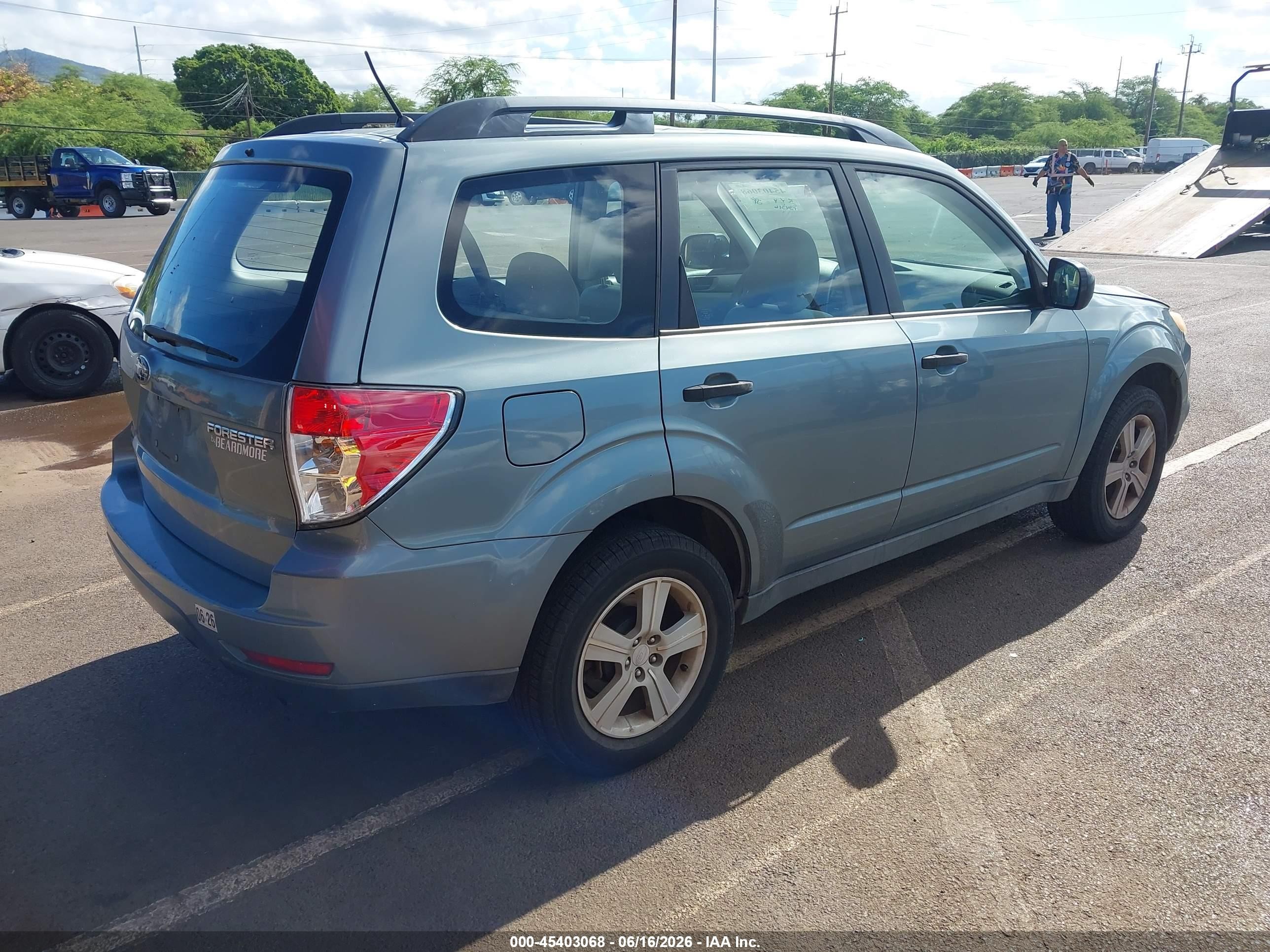 2010 Subaru Forester 2.5x Maroon vin: JF2SH6BC9AH793525
