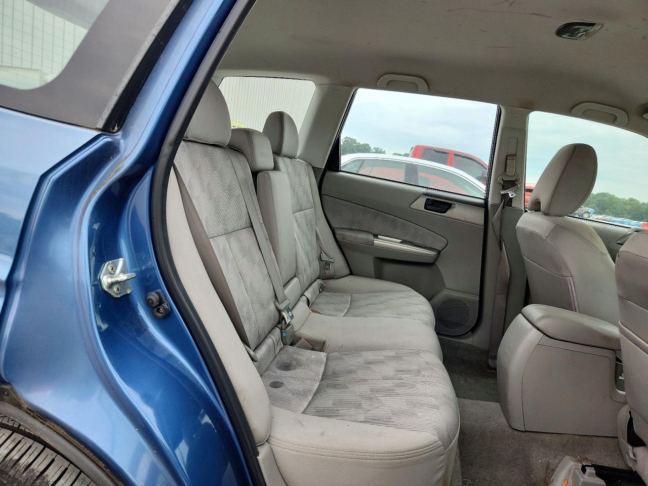 2010 Subaru Forester Xs Blue vin: JF2SH6BC9AH800506