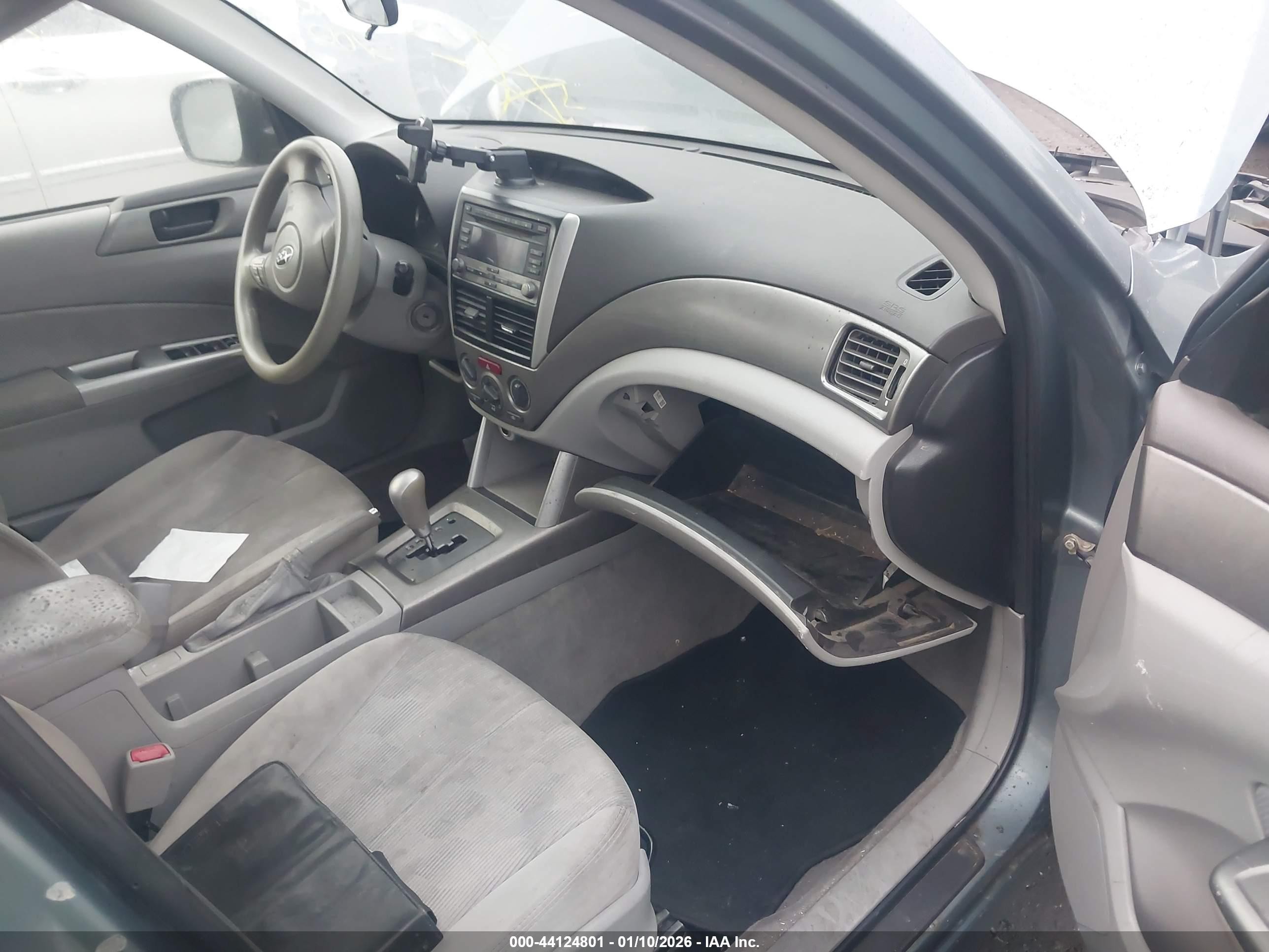 2010 Subaru Forester 2.5x Green vin: JF2SH6BC9AH909662