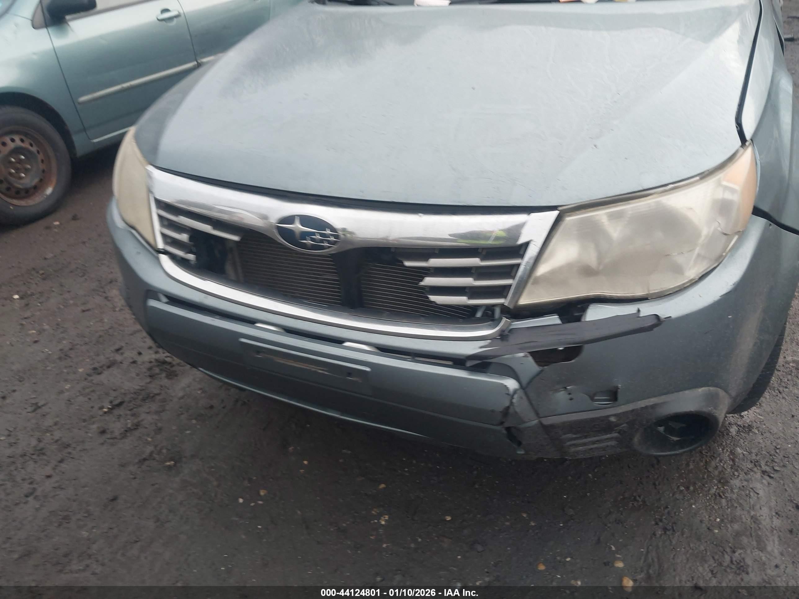 2010 Subaru Forester 2.5x Green vin: JF2SH6BC9AH909662