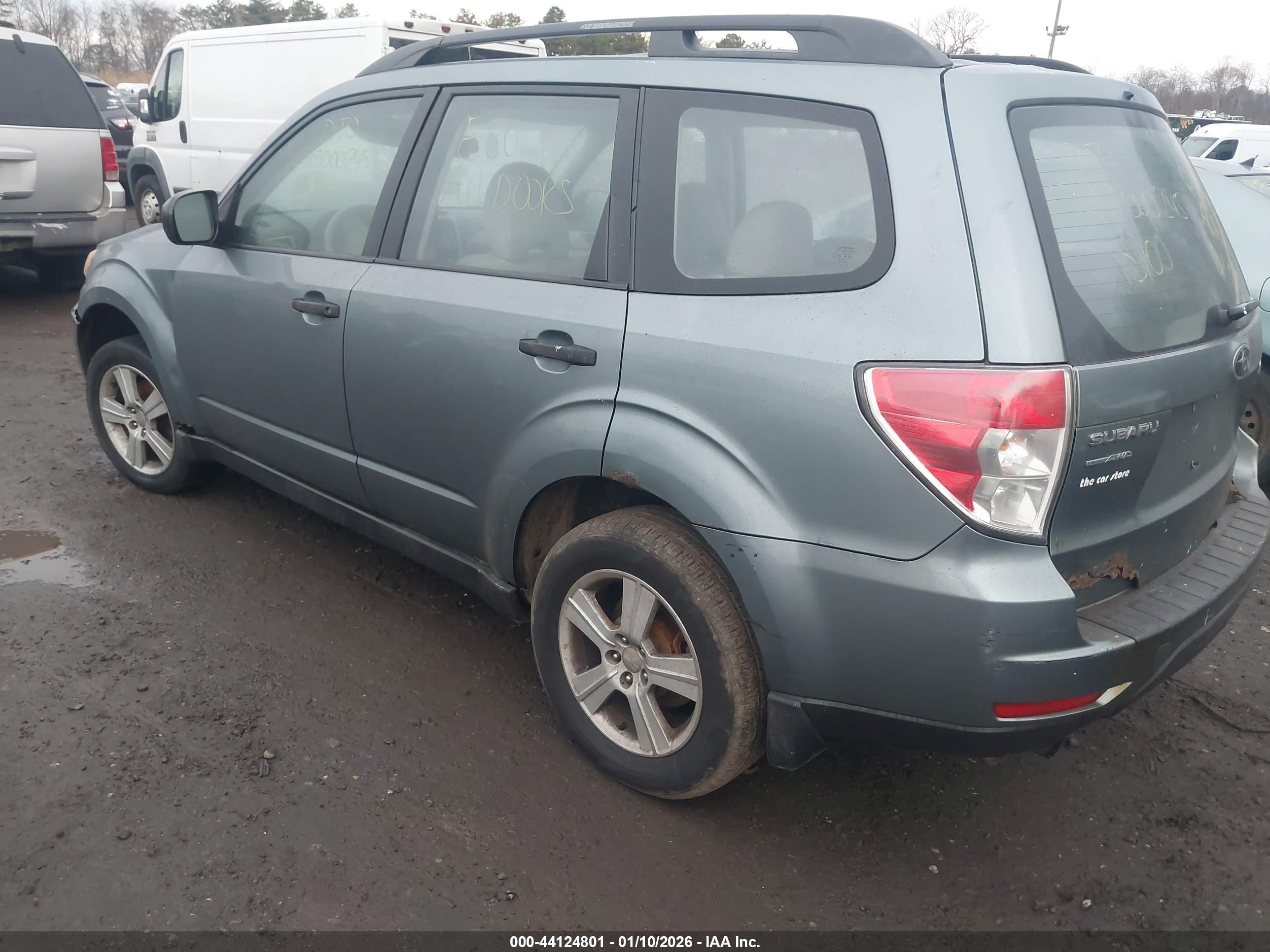 2010 Subaru Forester 2.5x Green vin: JF2SH6BC9AH909662
