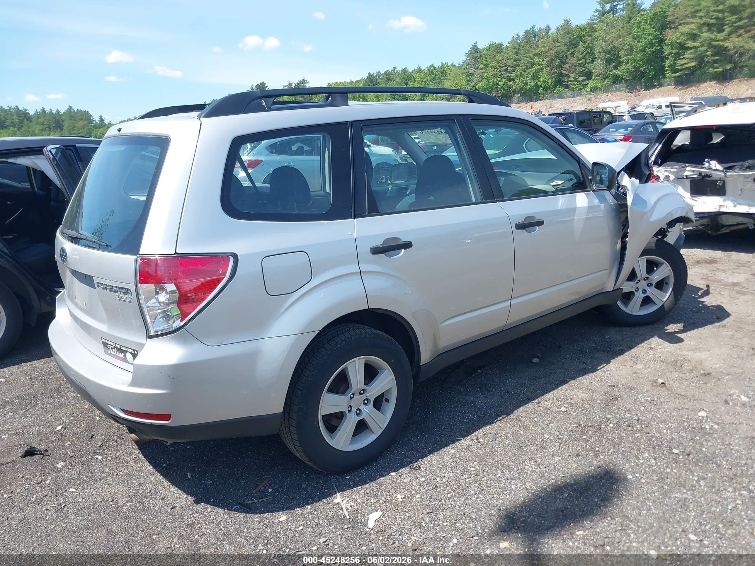 2010 Subaru Forester 2.5x Silver vin: JF2SH6BC9AH915493
