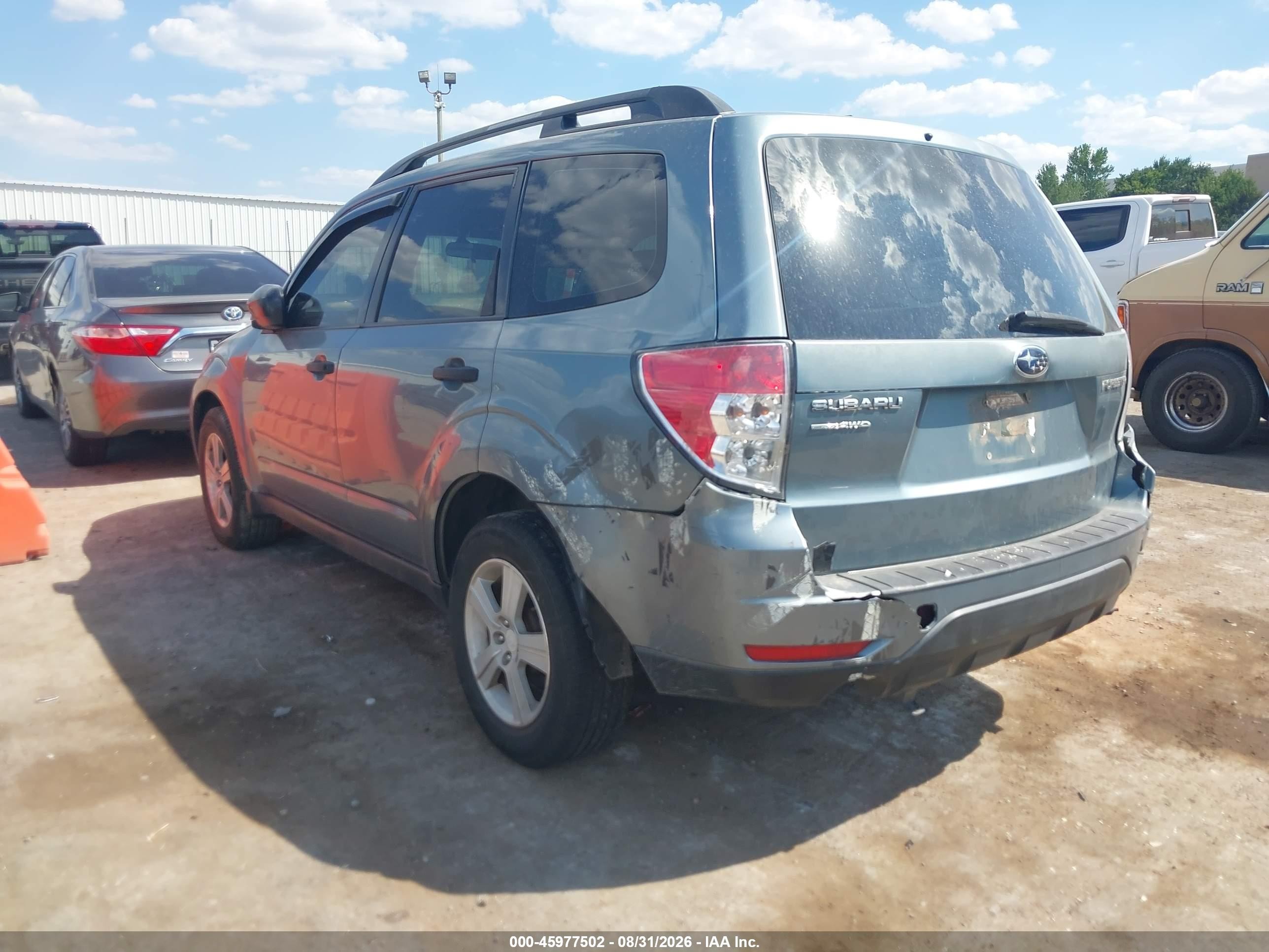 2010 Subaru Forester 2.5x Blue vin: JF2SH6BC9AH916739