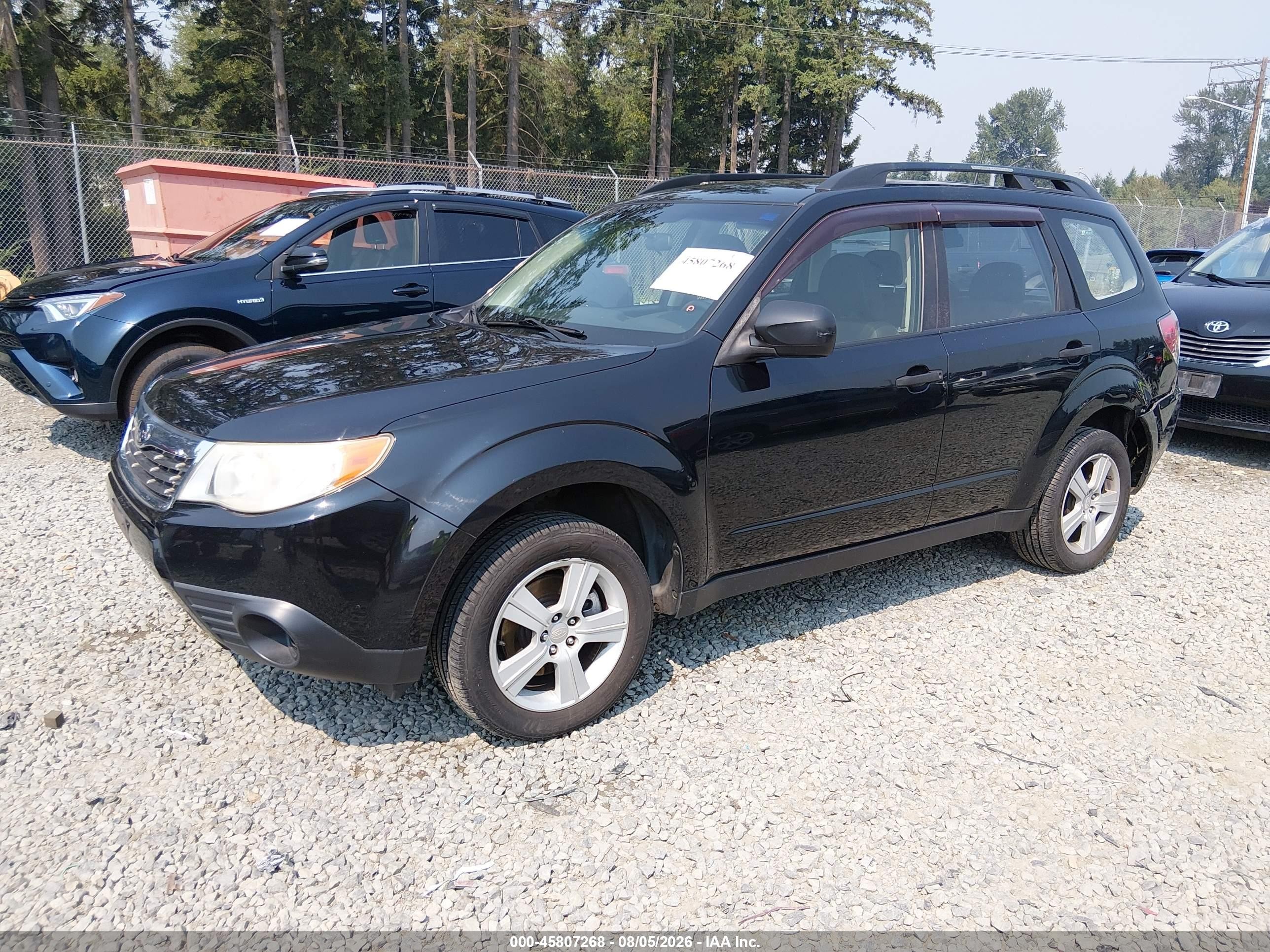 2010 Subaru Forester 2.5x Black vin: JF2SH6BCXAH770898