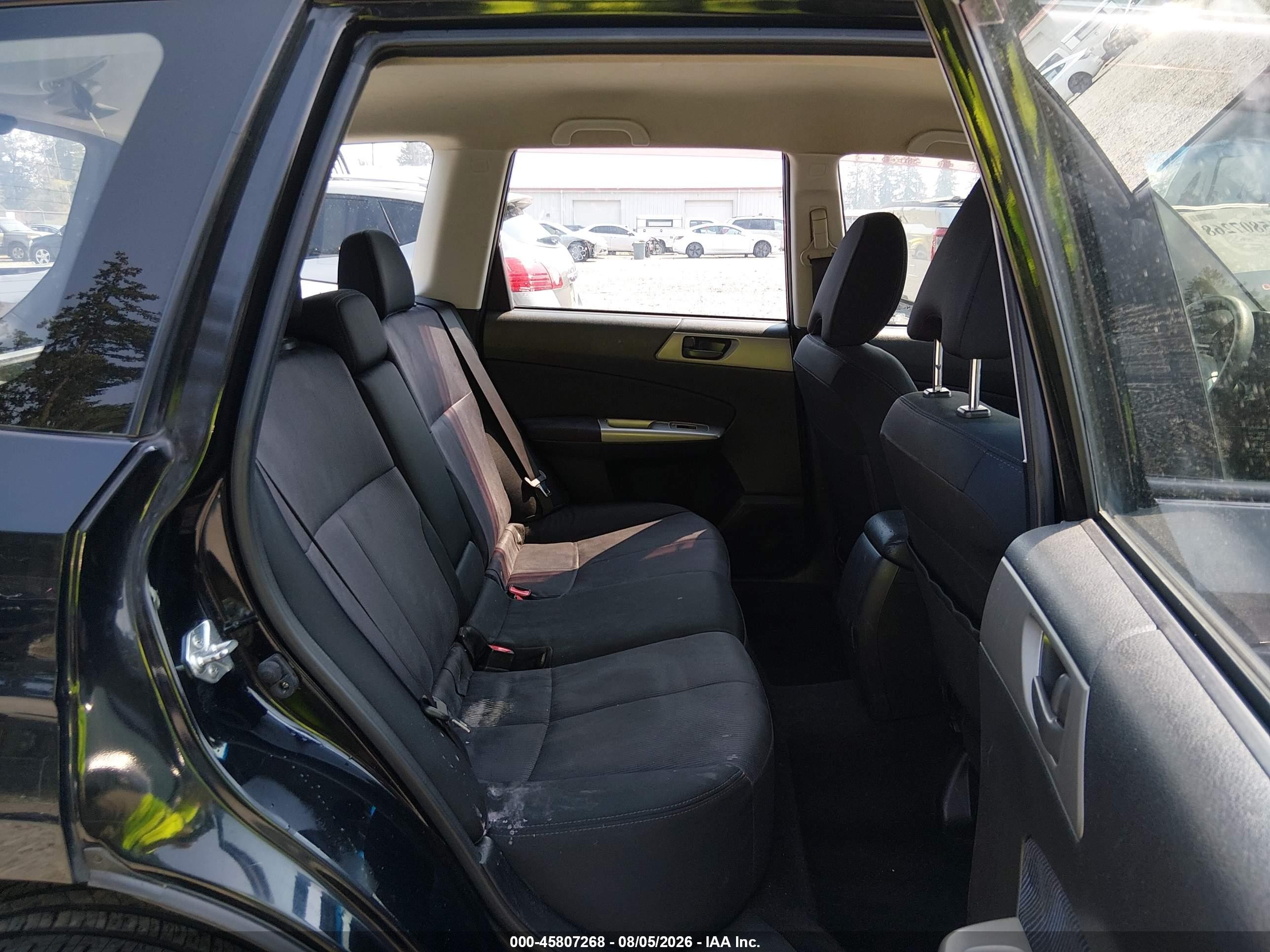 2010 Subaru Forester 2.5x Black vin: JF2SH6BCXAH770898