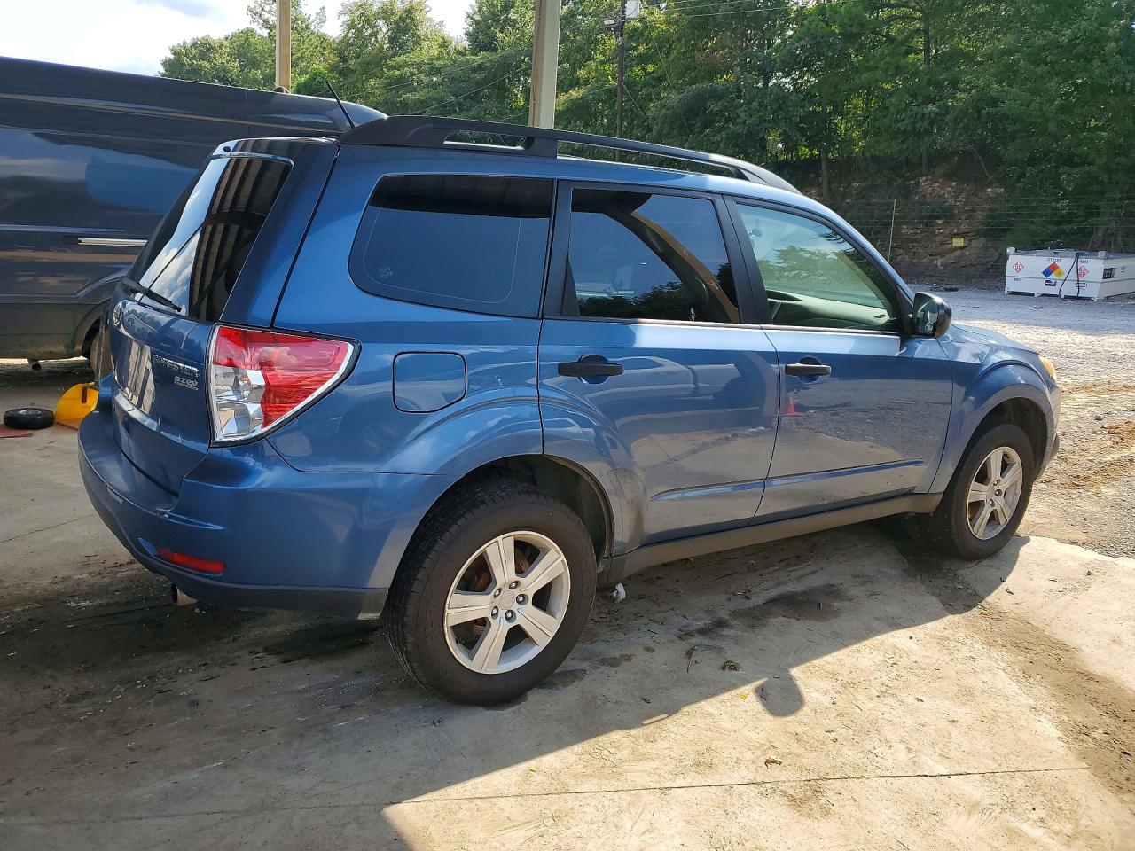 2010 Subaru Forester Xs Blue vin: JF2SH6BCXAH771839