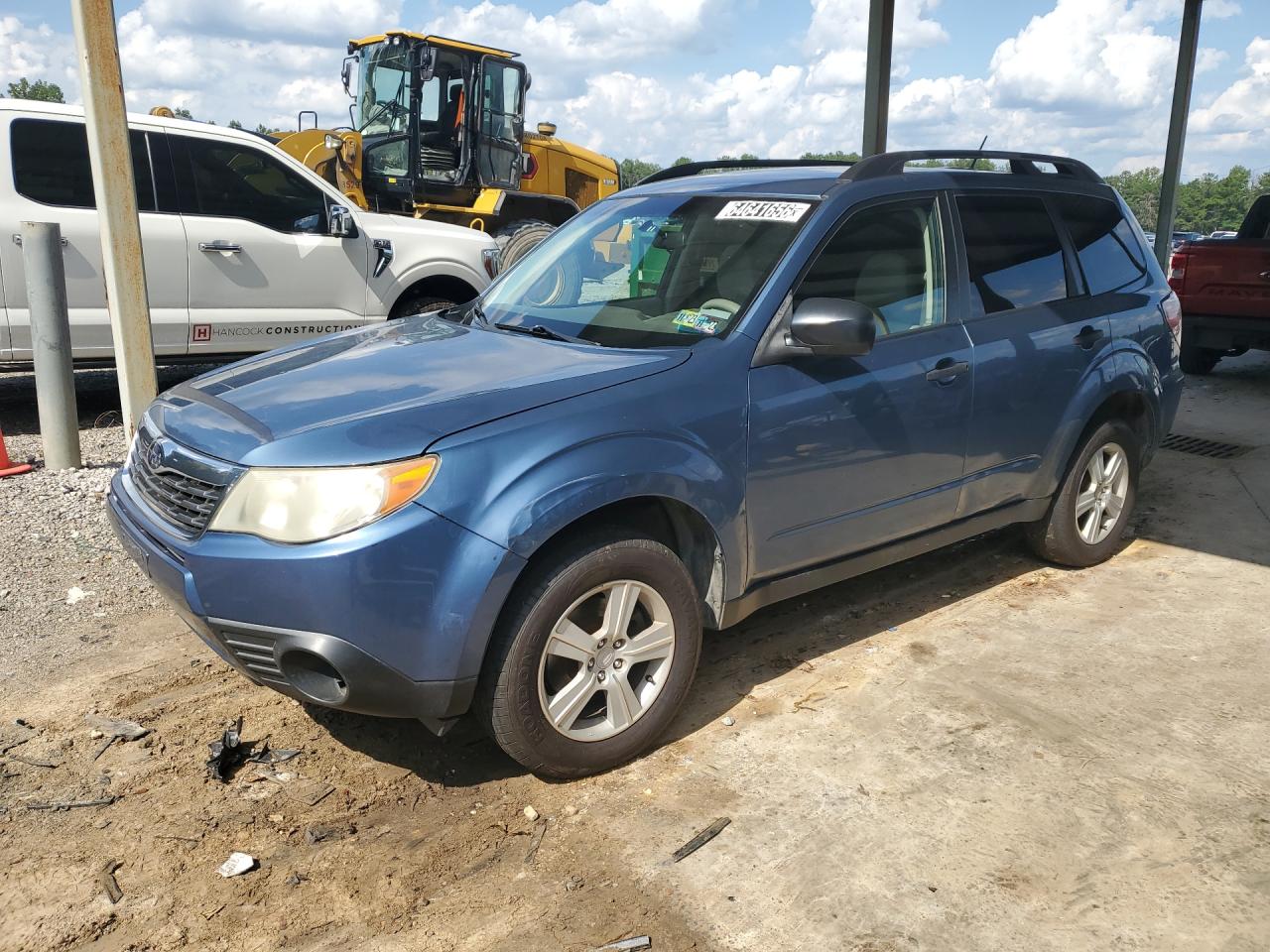 2010 Subaru Forester Xs Blue vin: JF2SH6BCXAH771839 Damage: Left Front Fender, Dent(S) W/ Paint Dmg, > 12 Inches