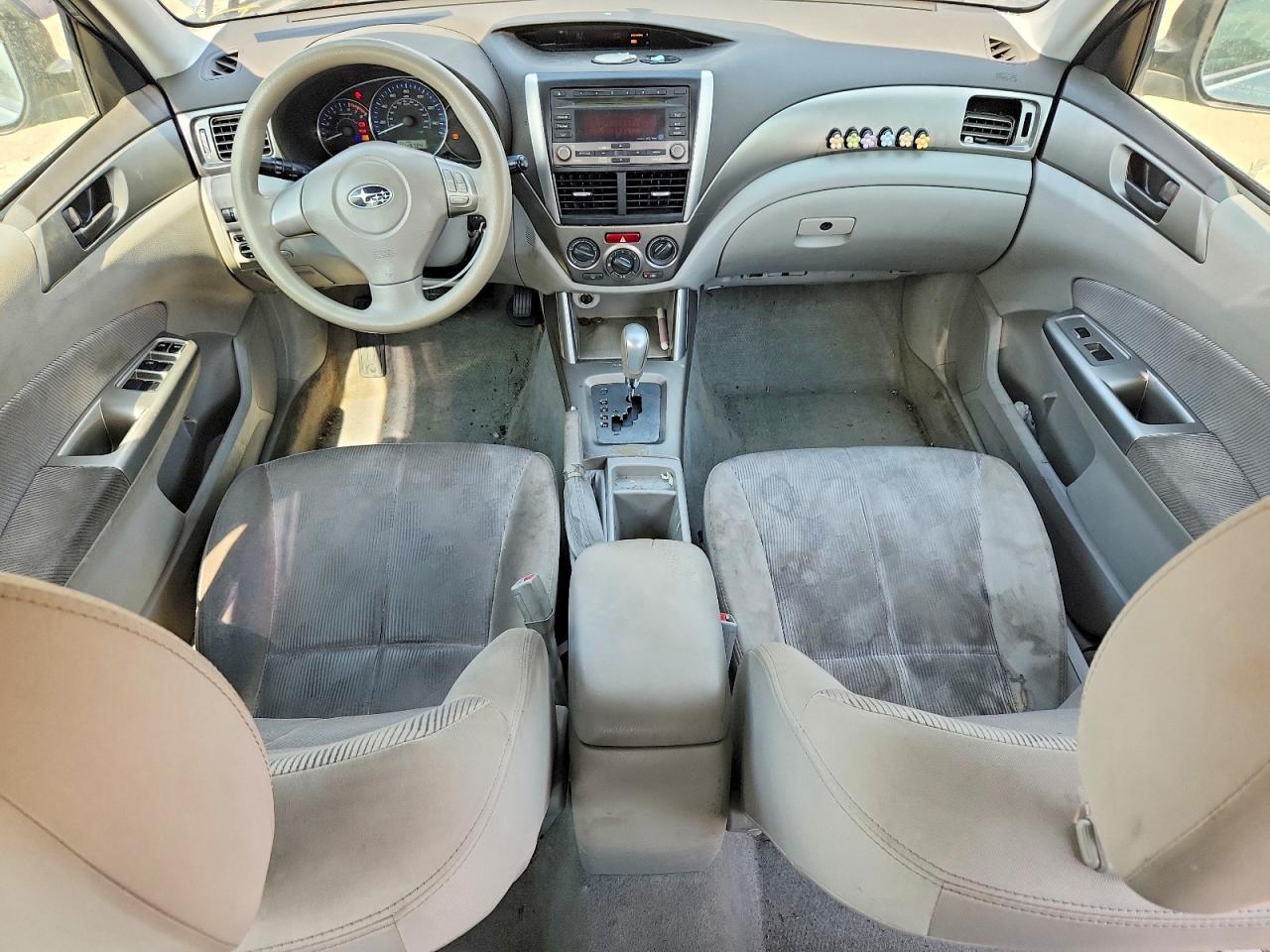 2010 Subaru Forester Xs Серебряный vin: JF2SH6BCXAH780640