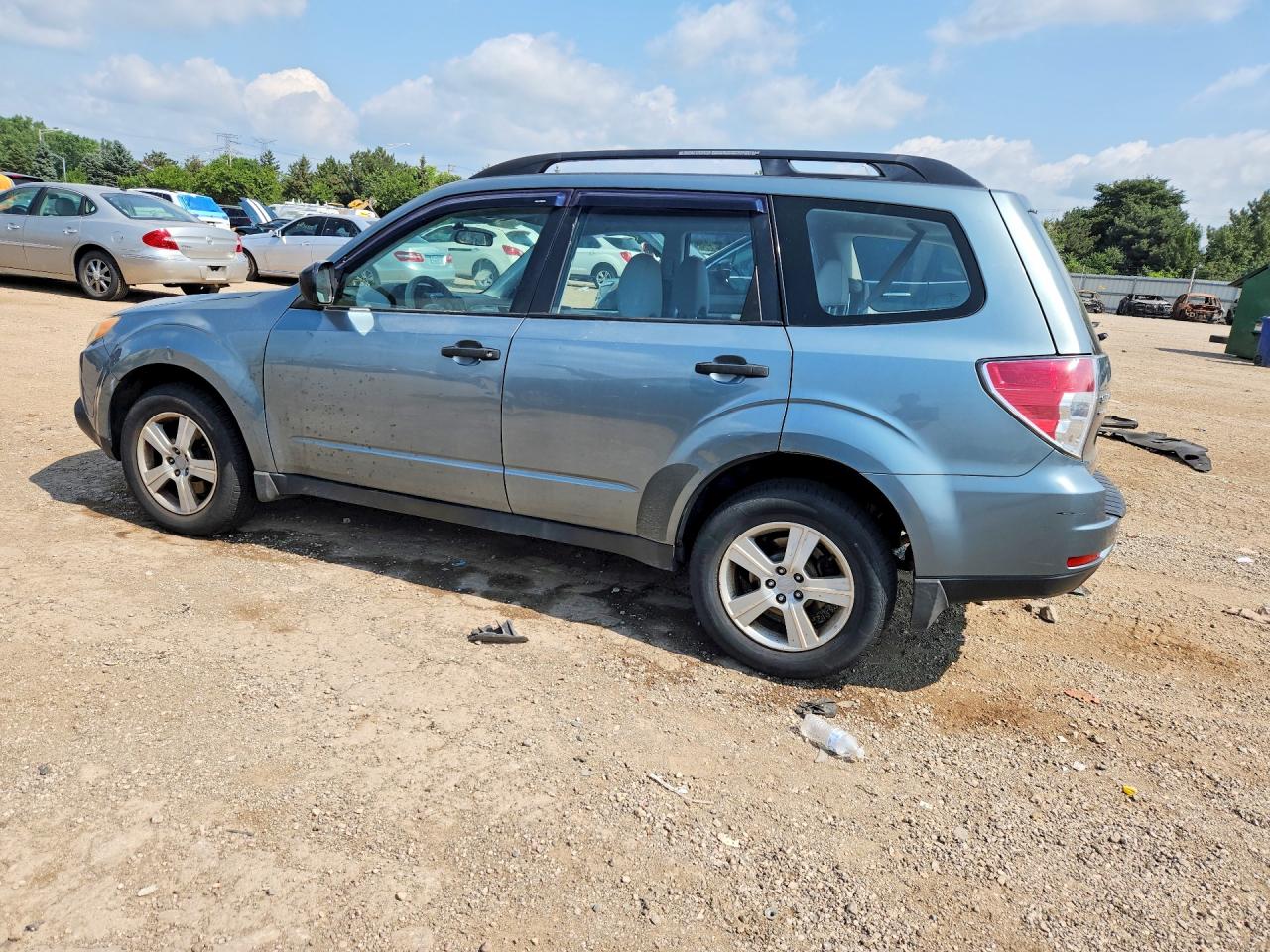 2010 Subaru Forester Xs Серебряный vin: JF2SH6BCXAH780640
