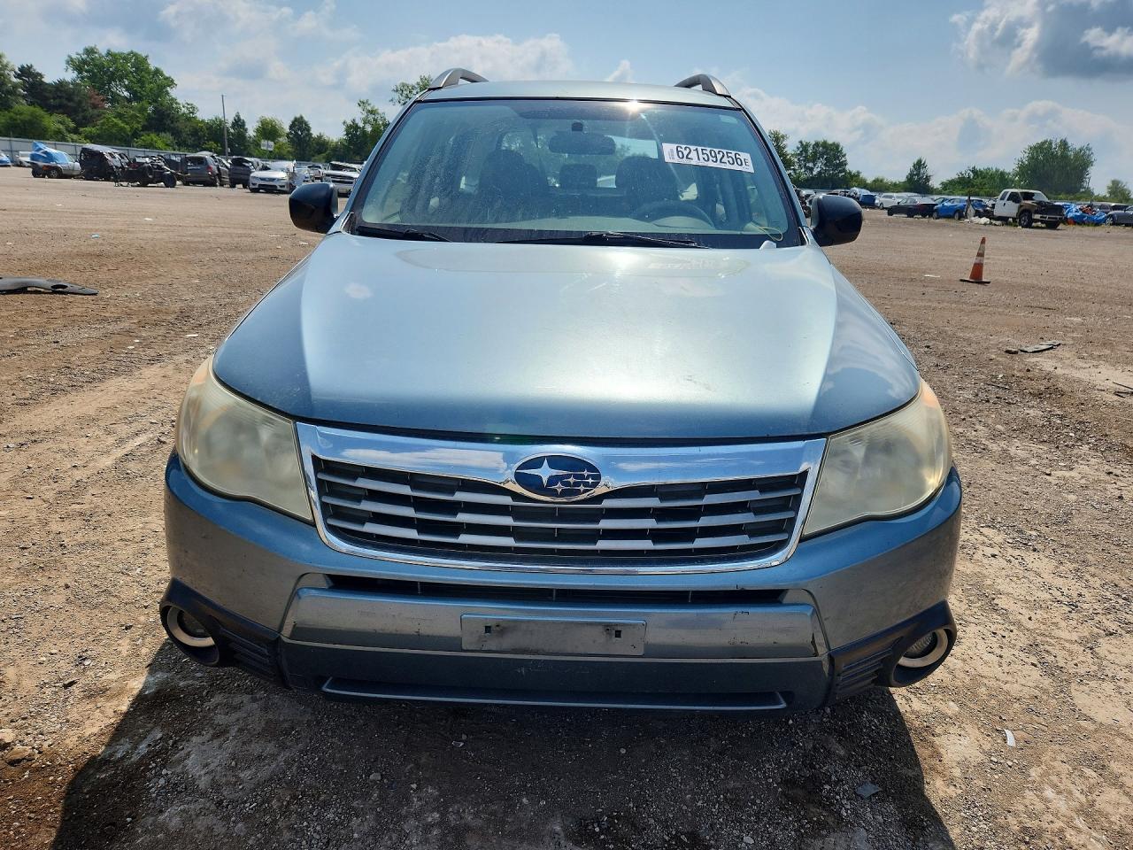 2010 Subaru Forester Xs Серебряный vin: JF2SH6BCXAH780640