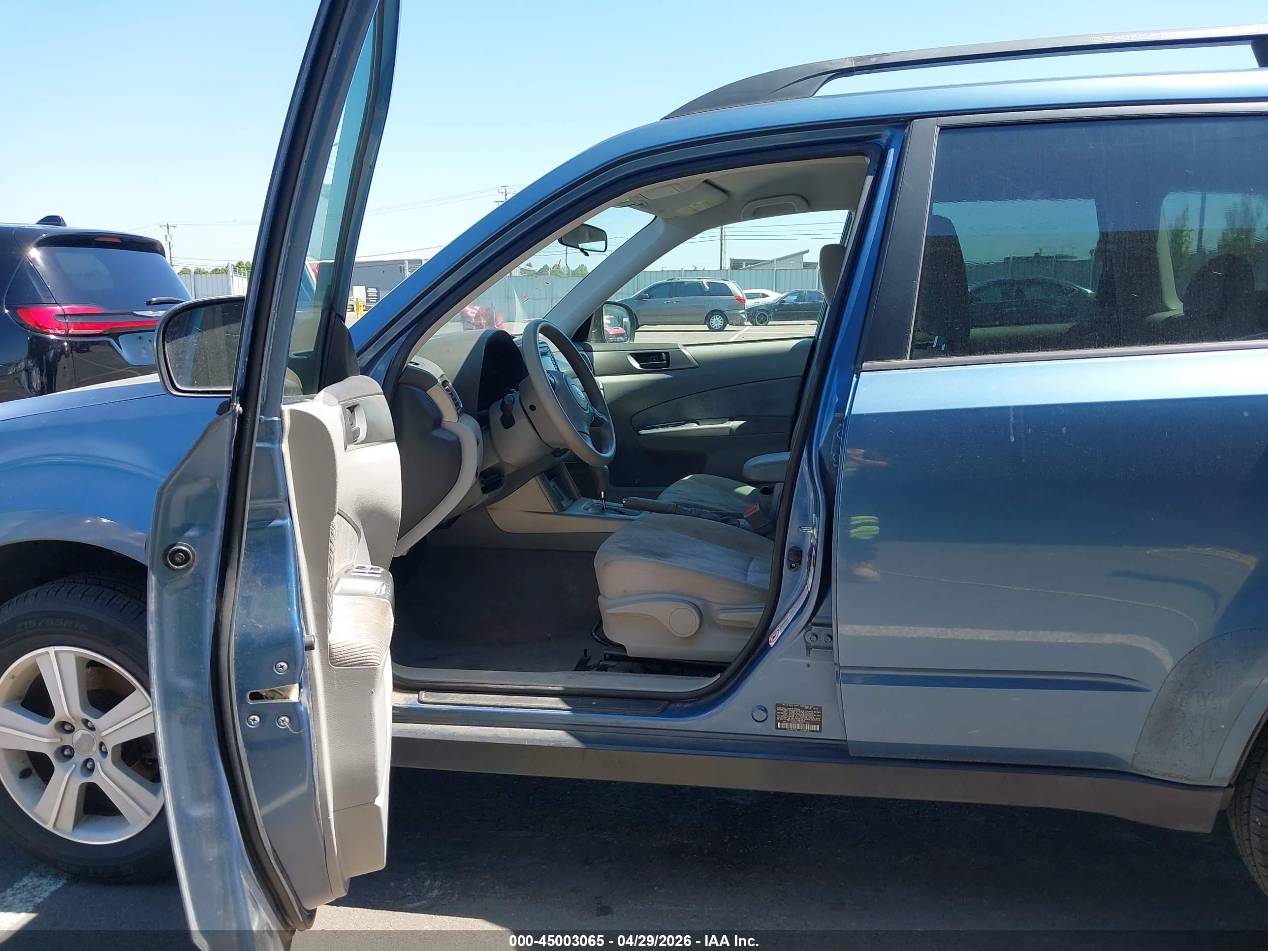 2010 Subaru Forester 2.5x Light Blue vin: JF2SH6BCXAH907905